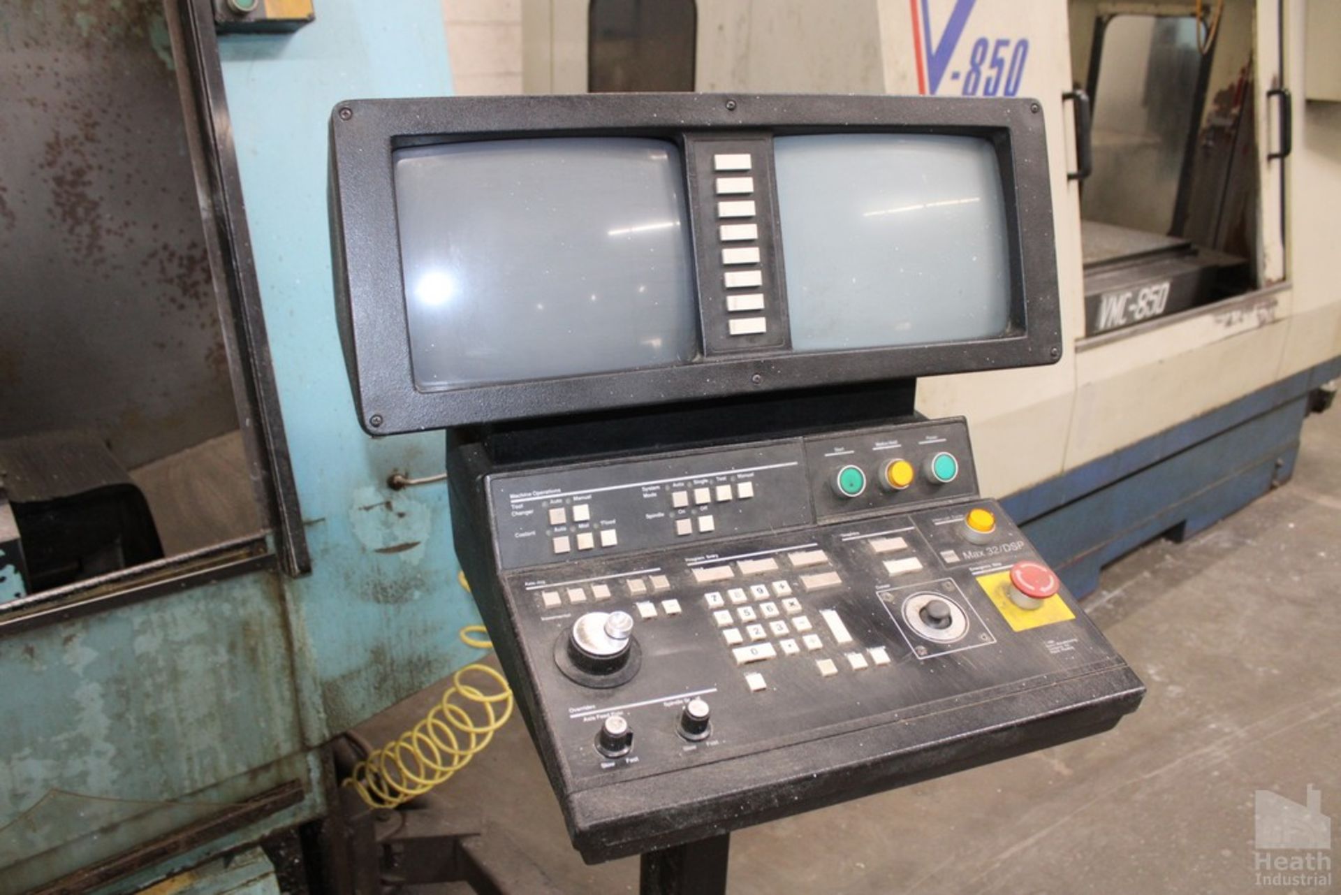 HURCO MODEL BMC-20 VERTICAL MACHINING CENTER, S/N BH8001118H, 13-1/2" X 30" TABLE, 13-1/2" X 30" - Image 5 of 7