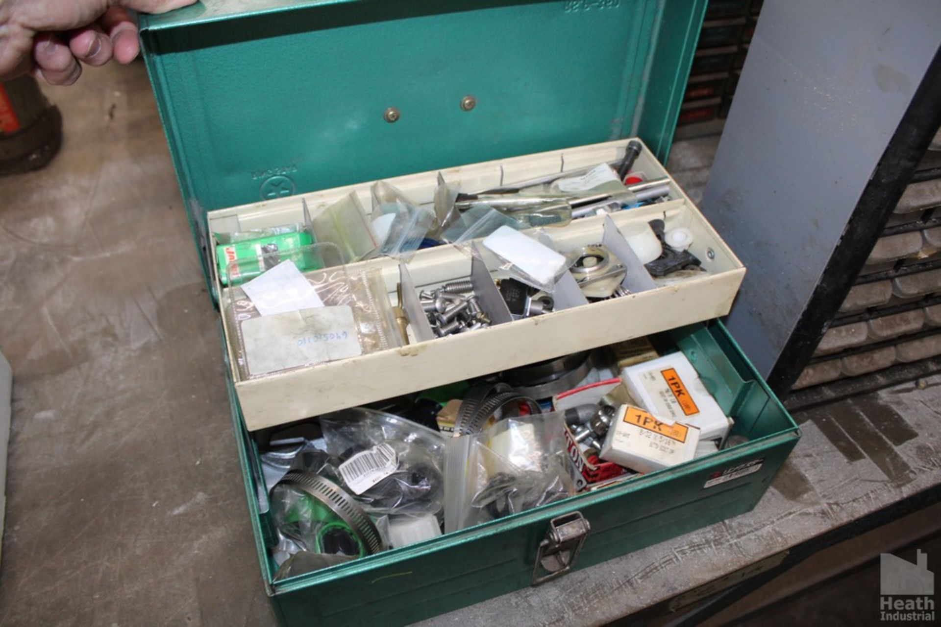 TOOLBOX WITH CONTENTS