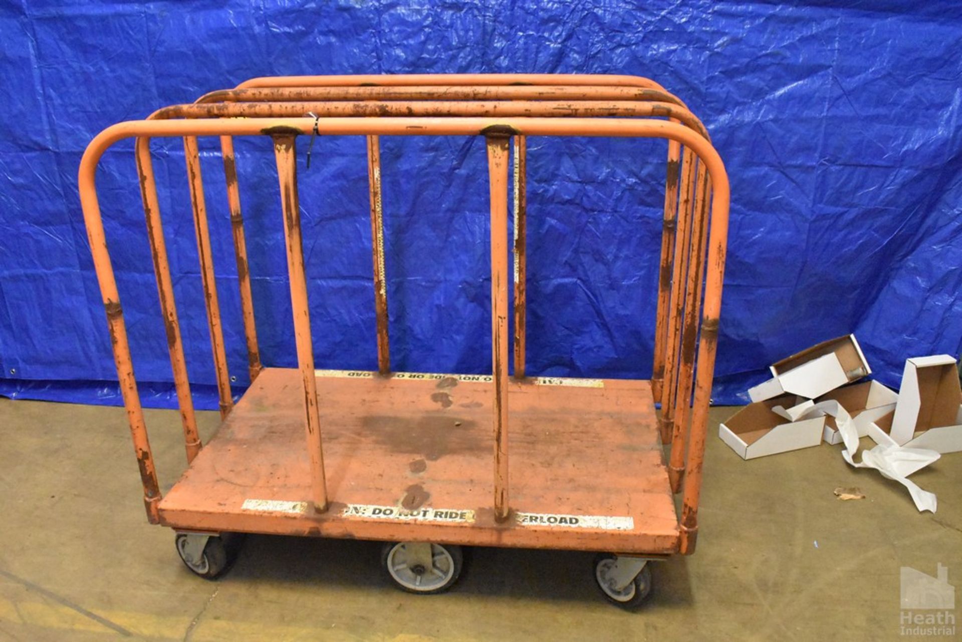 PORTABLE STEEL PANEL CART - Image 2 of 2