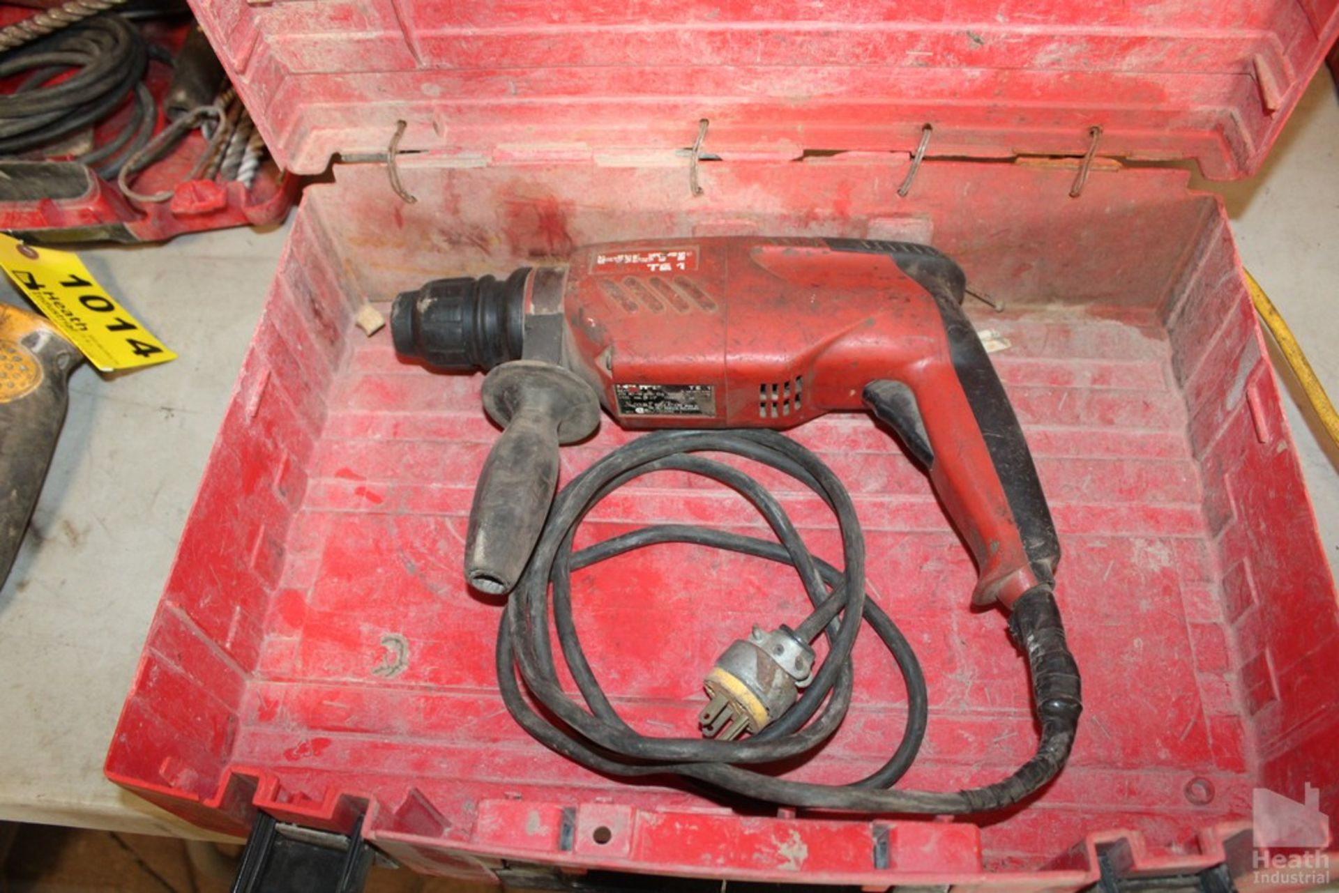 HILTI MODEL TE1 HAMMER DRILL