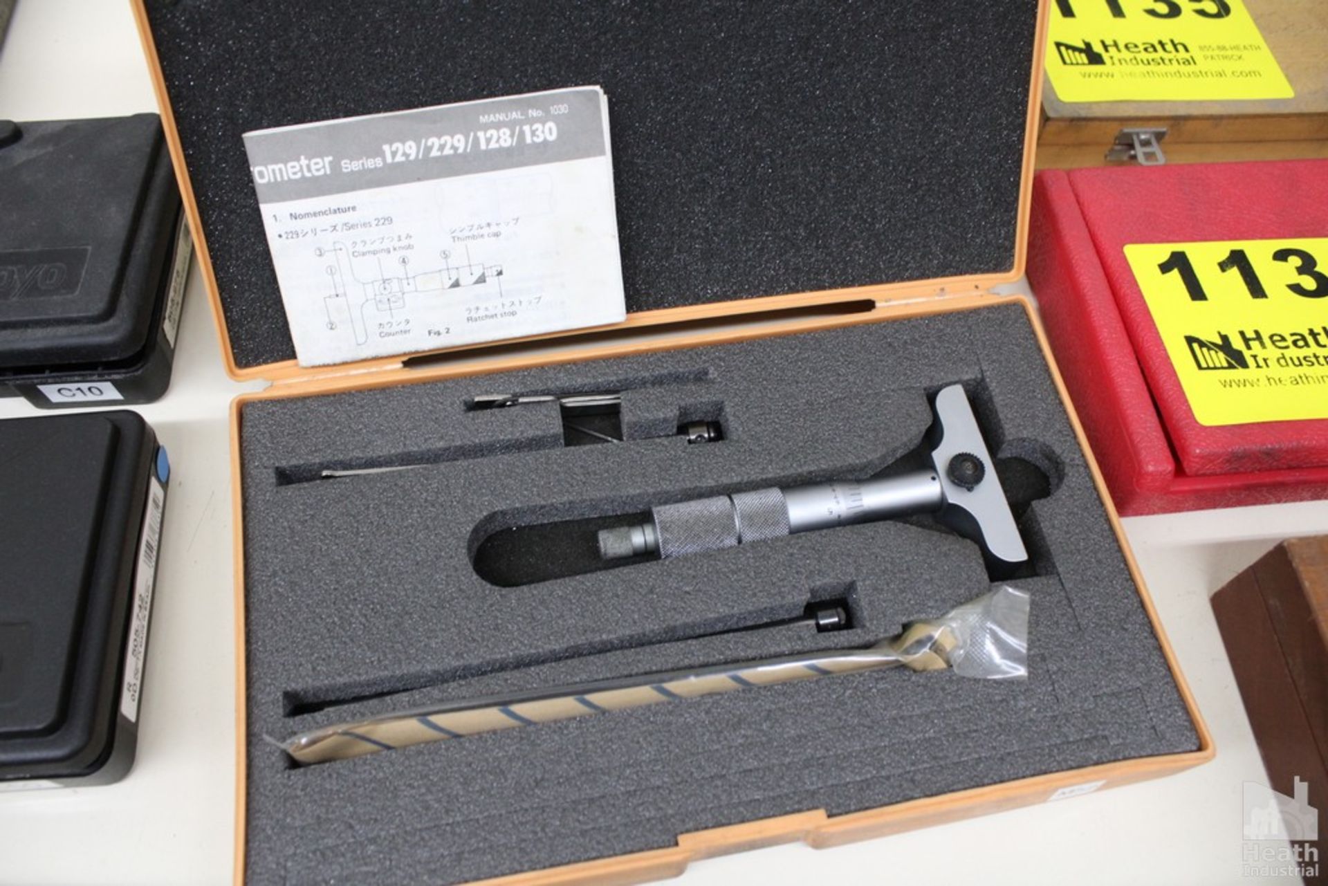 MITUTOYO 1 - 4" DEPTH MICROMETER IN CASE