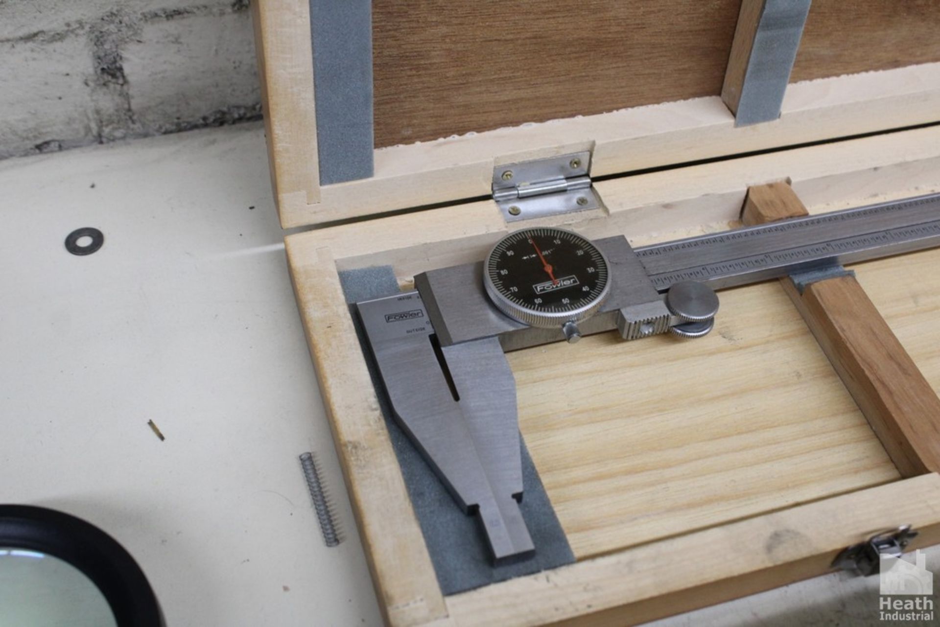 FOWLER 24" DIAL CALIPER IN WOOD CASE - Image 3 of 3