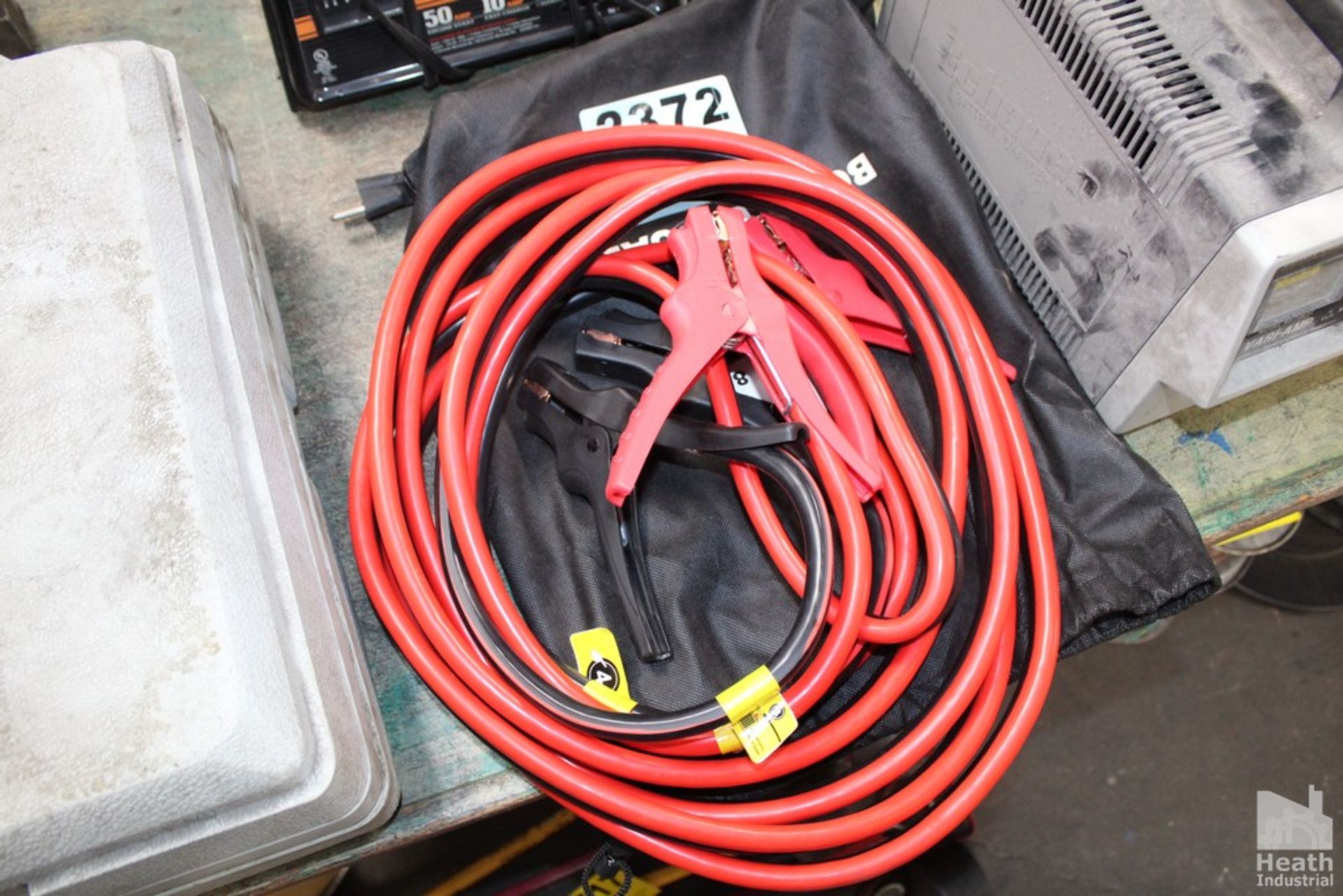 HEAVY DUTY JUMPER CABLE SET WITH CASE