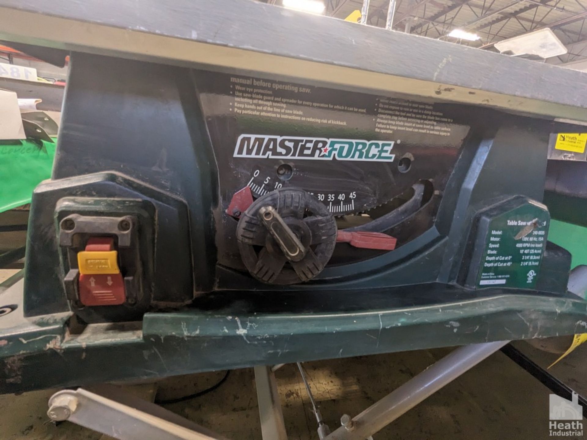 MASTERFORCE MODEL 240-0035 10" PORTABLE TABLE SAW WITH STAND - Image 3 of 4
