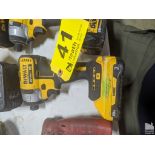 DEWALT MODEL DC-F887 1/2" 20V CORDLESS IMPACT DRIVER, BATTERY, NO CHARGER