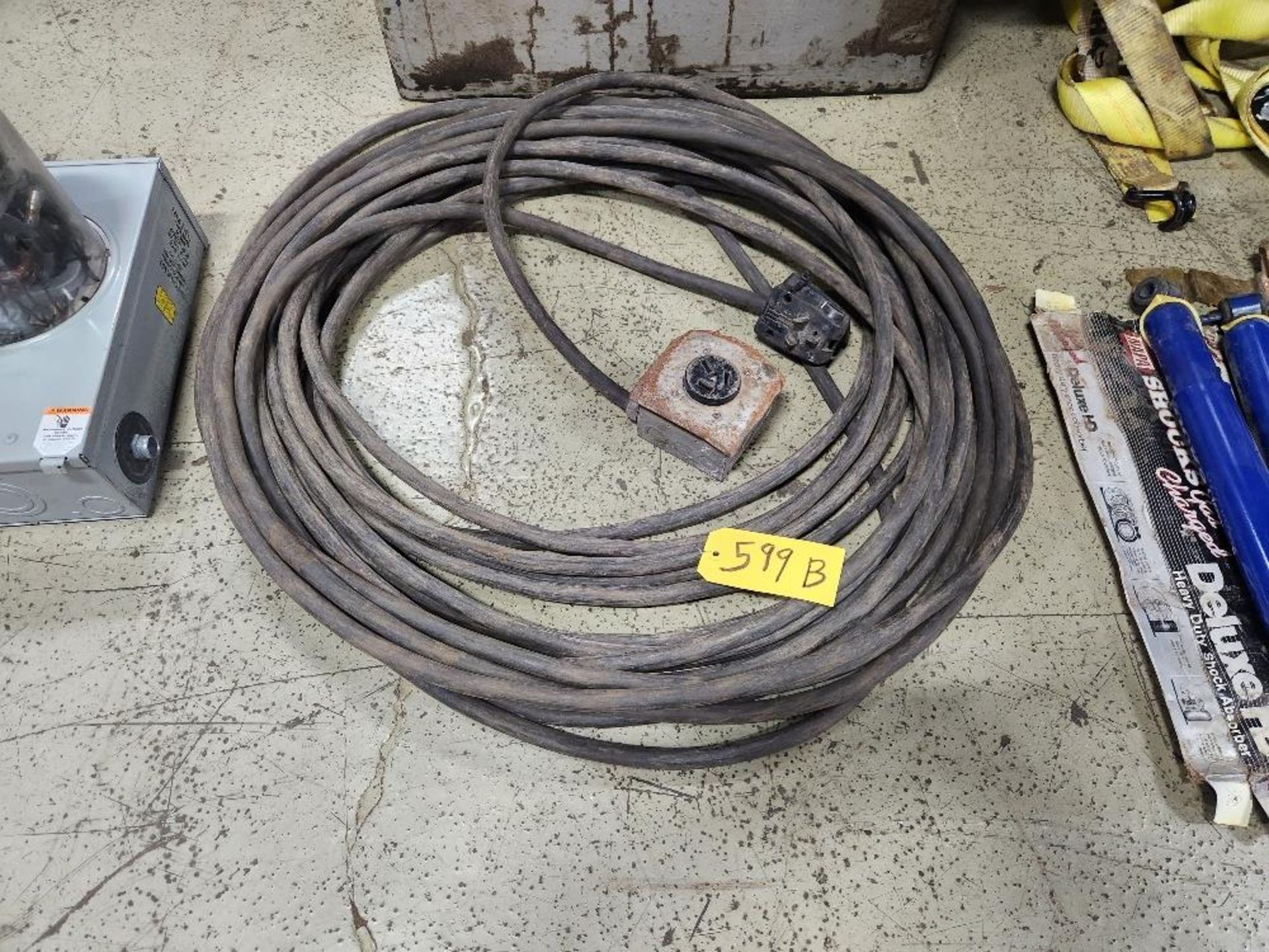 220 VOLT EXTENSION CORD