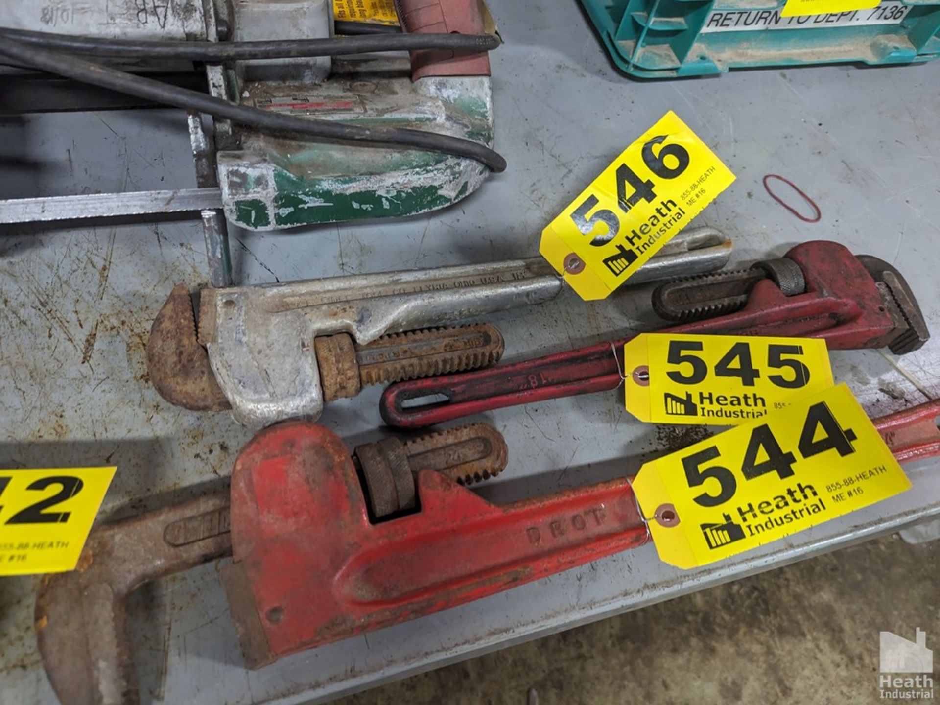 18" PIPE WRENCH