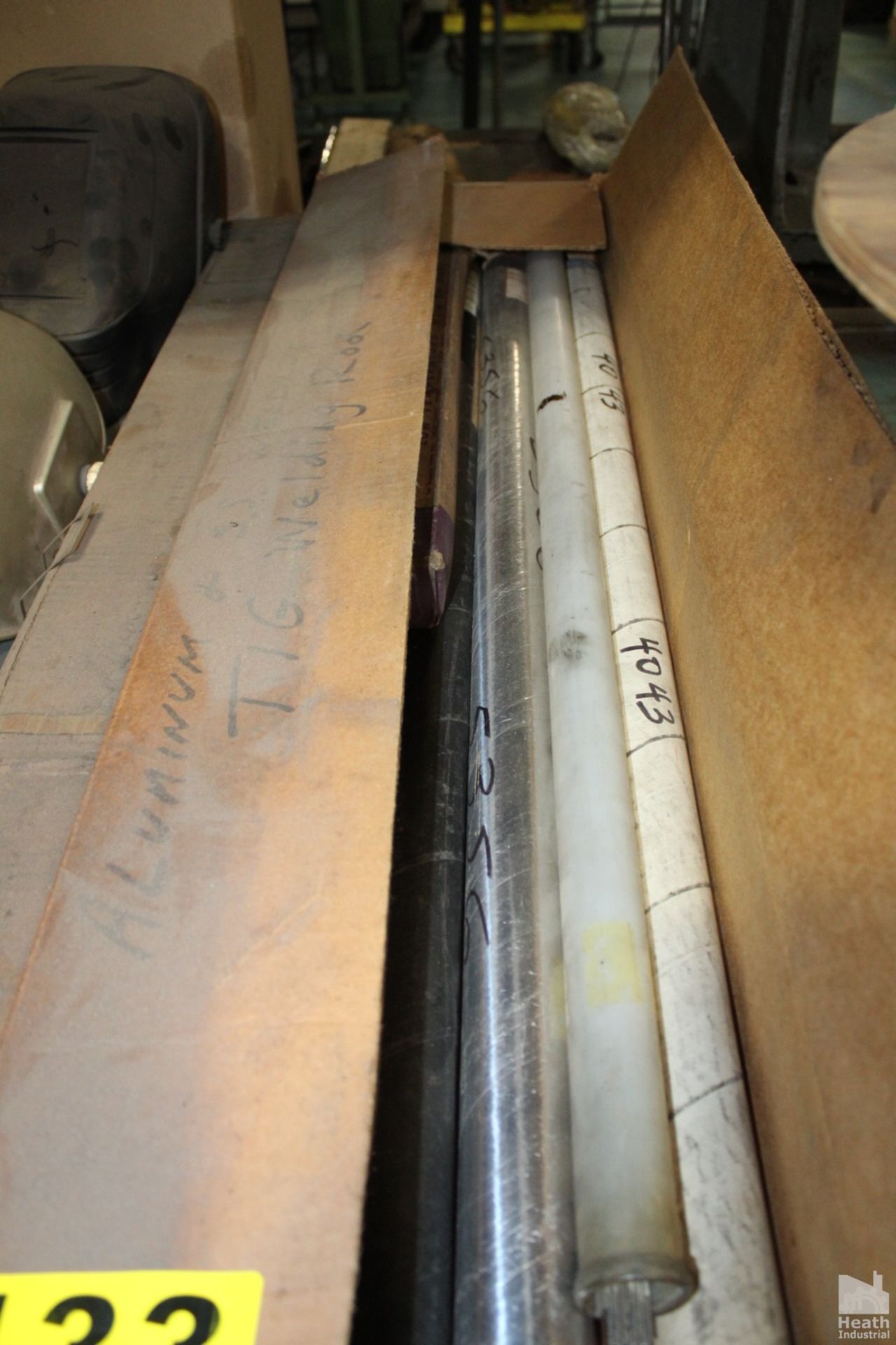 ASSORTED ALUMINUM & STAINLESS TEEL WELDING ROD - Image 3 of 3