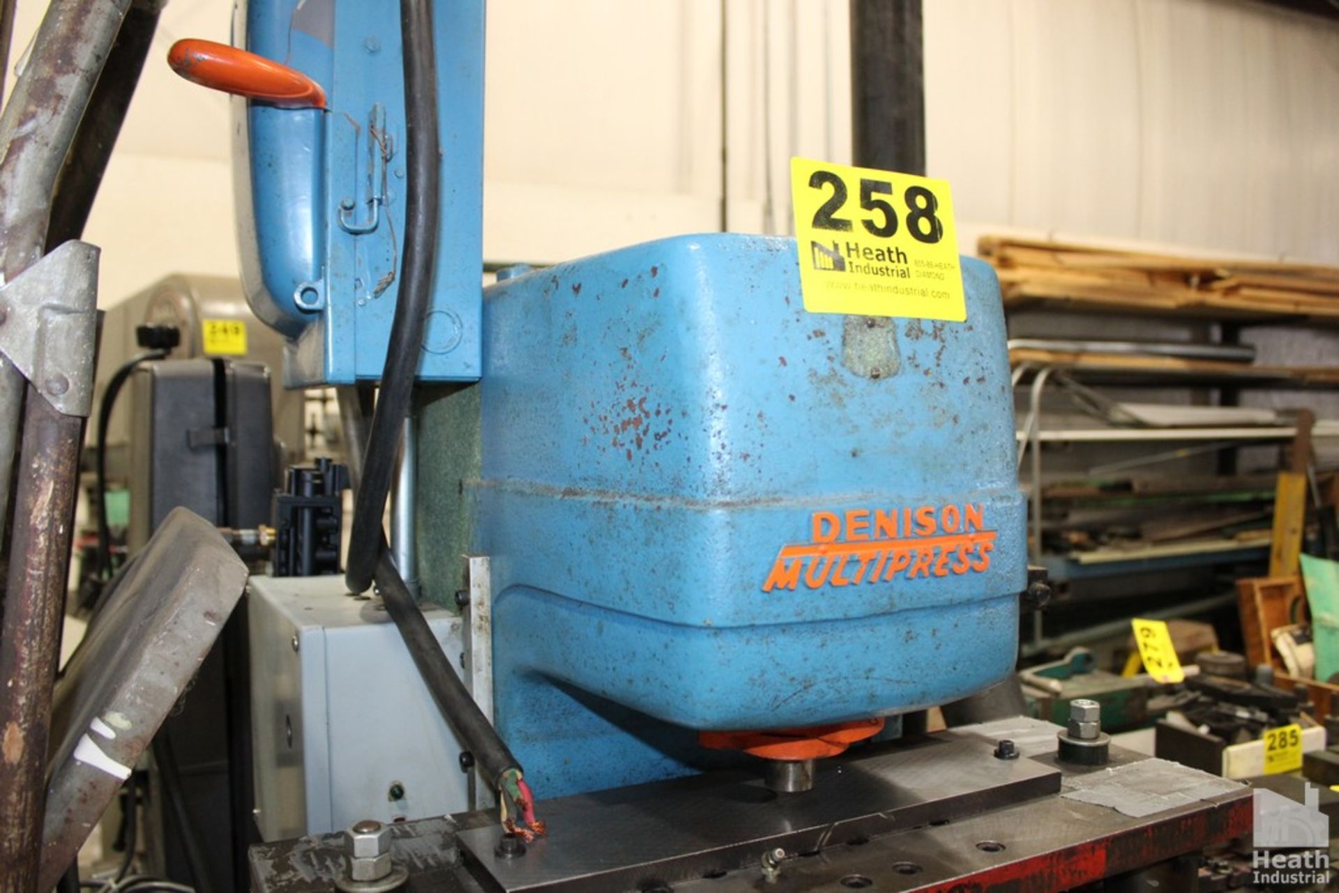 DENISON MULTIPRESS HYDRAULIC PRESS WITH STAND - Image 3 of 5
