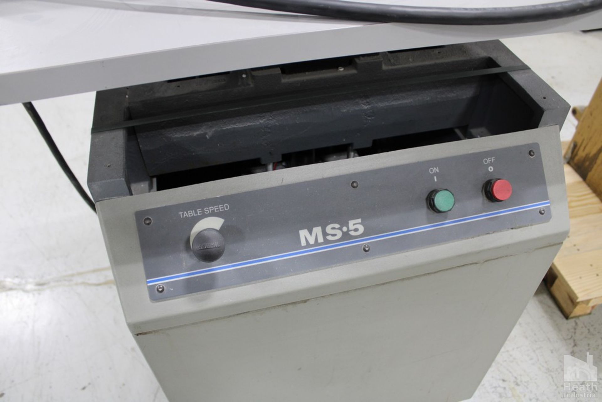 CHALLENGE MODEL MS5 MULTIPLE SPINDLE PAPER DRILL S/N 935001 - Image 4 of 4