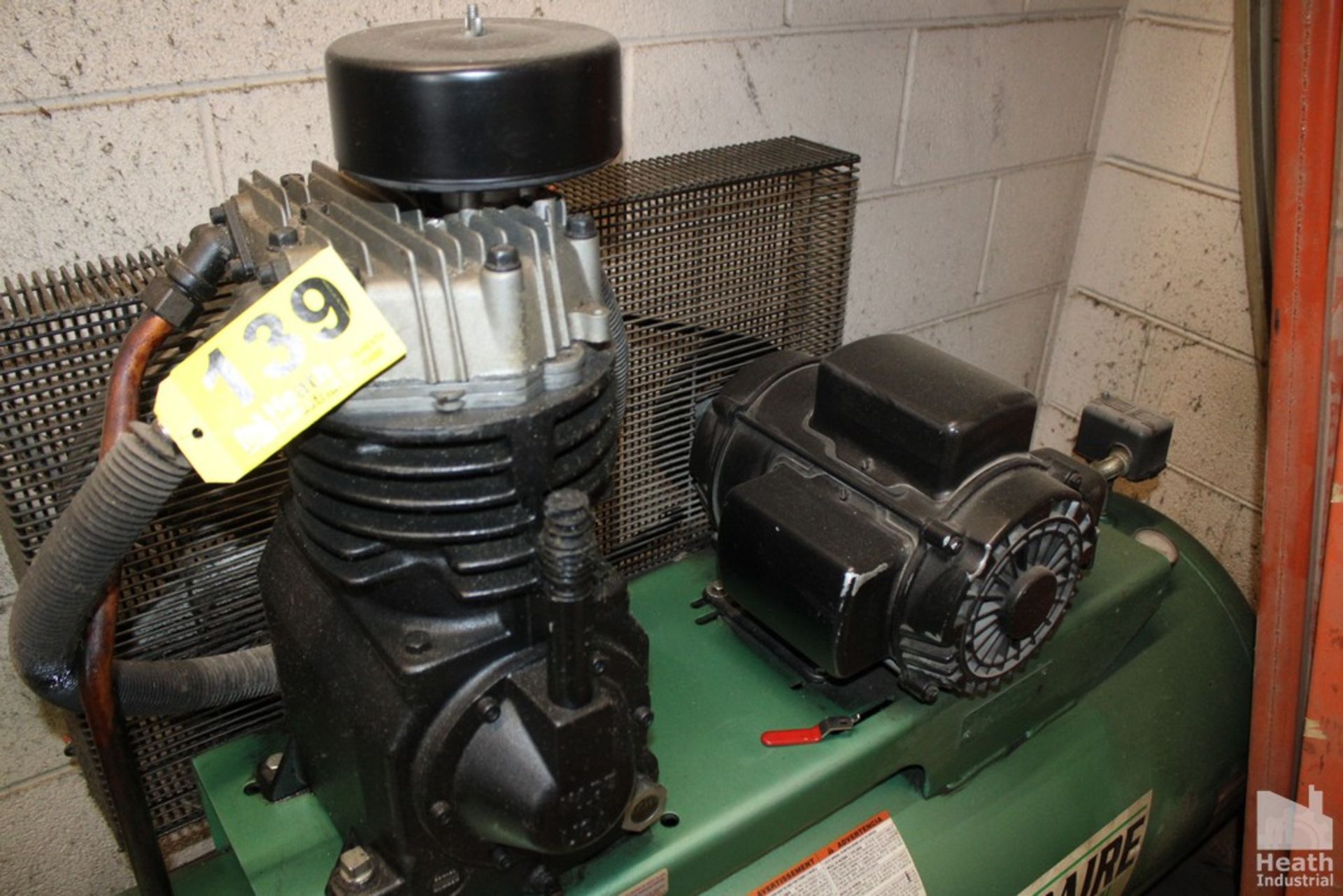 SPEEDAIRE MODEL 52398B 5 HP HORIZONTAL TANK MOUNTED AIR COMPRESSOR - Image 3 of 4