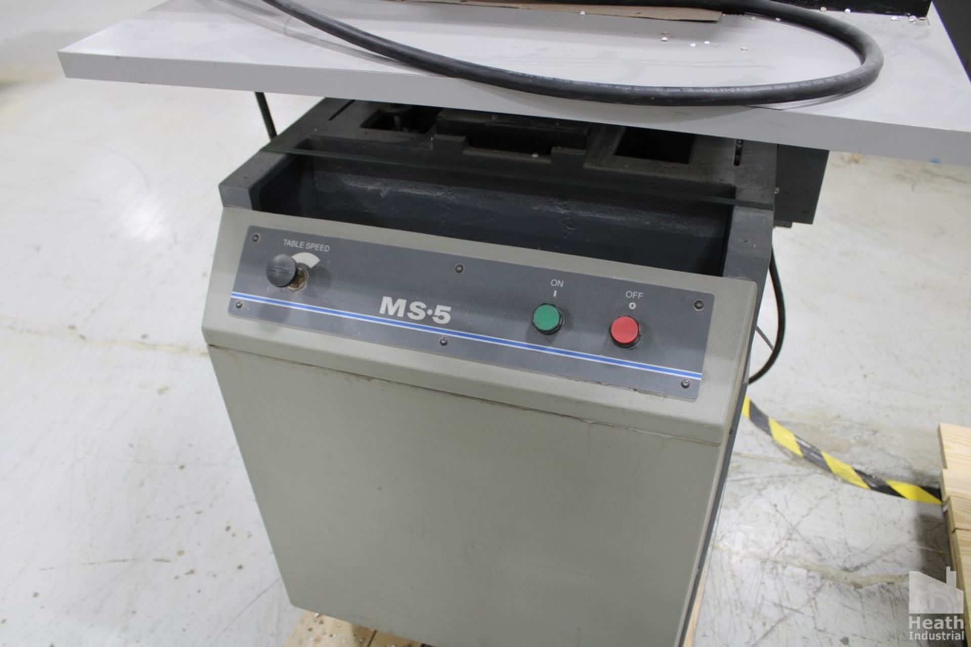 CHALLENGE MODEL MS5 MULTIPLE SPINDLE PAPER DRILL S/N 935001 - Image 3 of 4