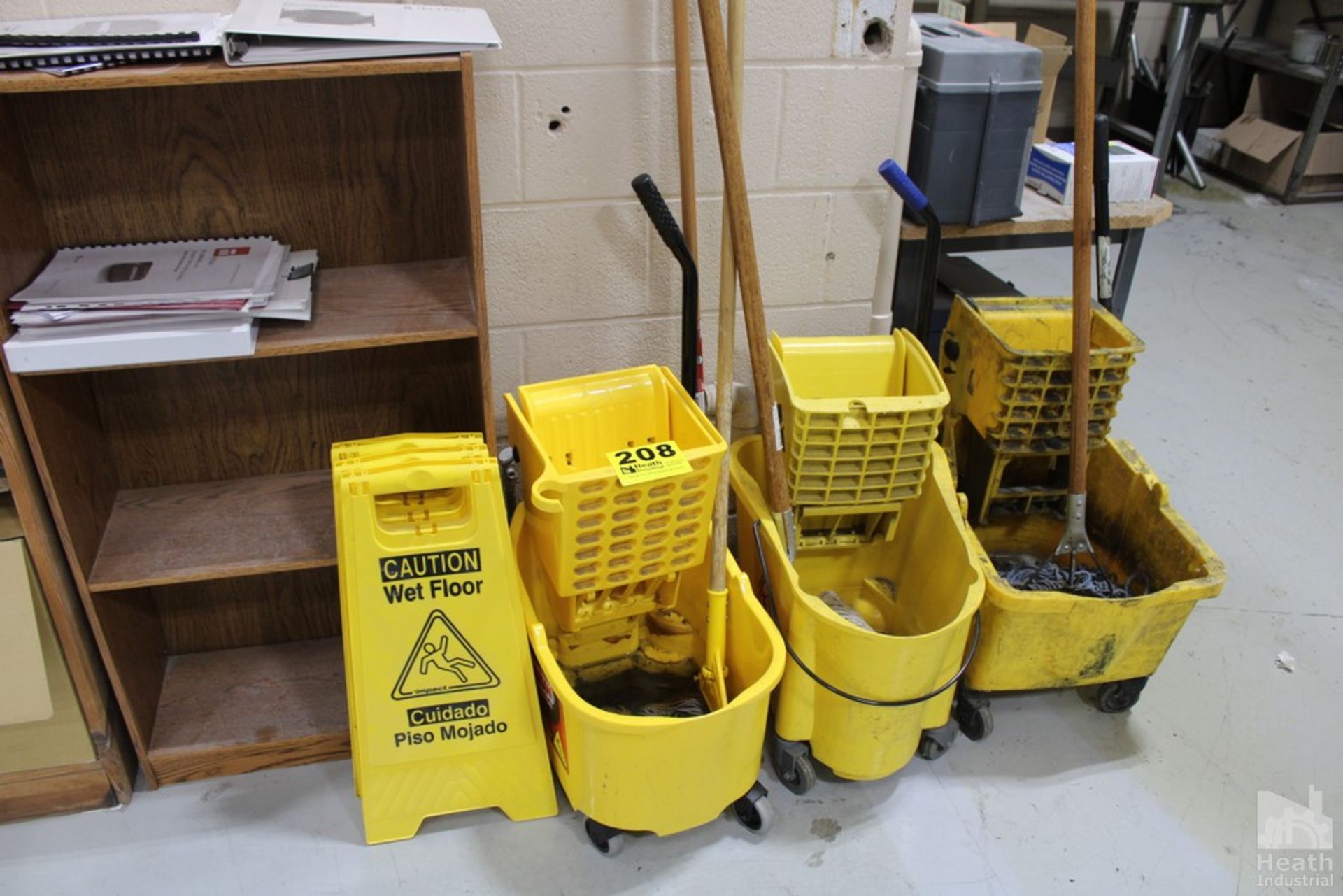 (2) MOP BUCKETS WITH THREE WET FLOOR SIGNS