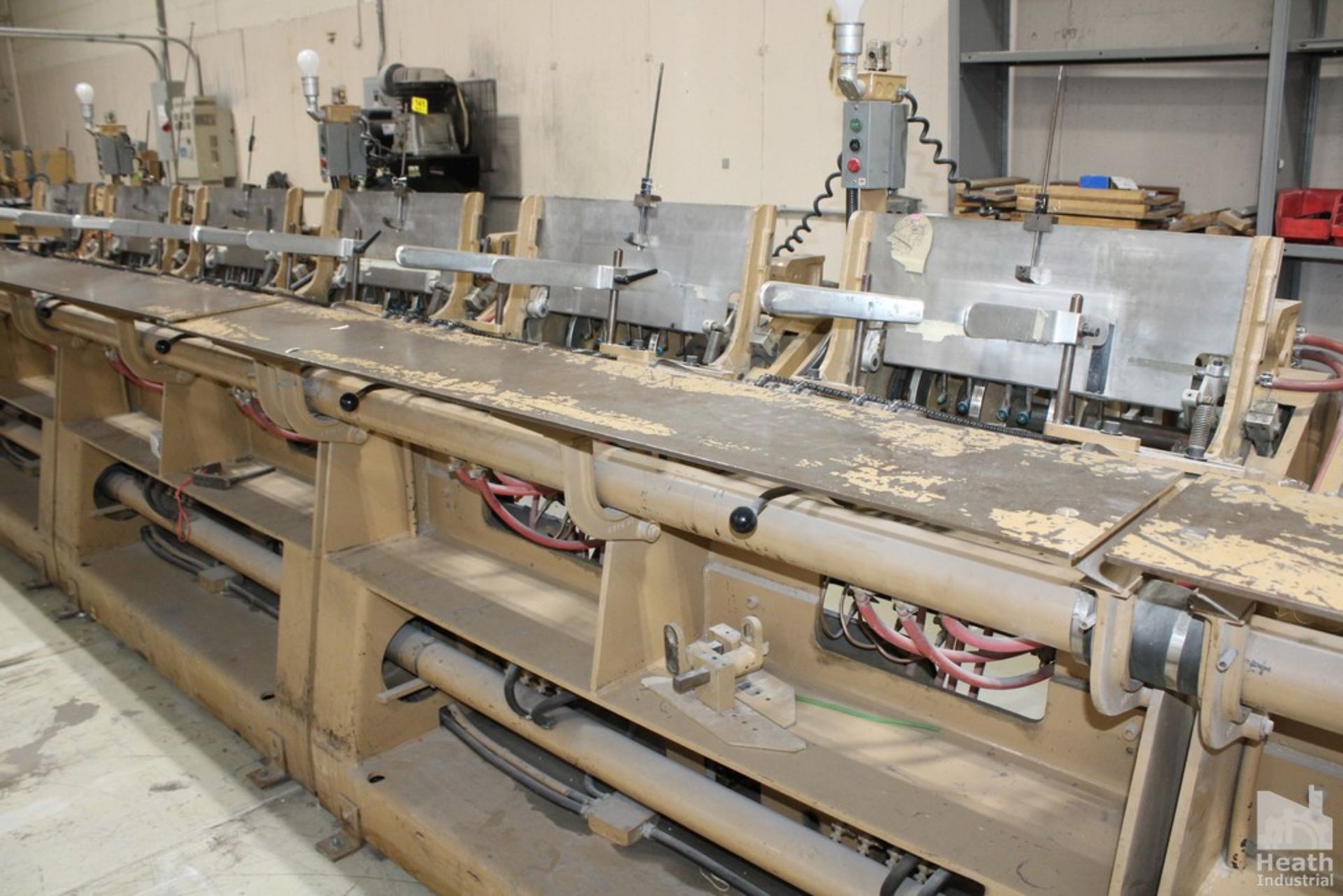 MCCAIN 10 POCKET MODEL 1800XL SADDLE BINDER/STITCHER WITH 2-HEAD STITCHER, S/N 6730279, 3-KNIFE - Image 4 of 32