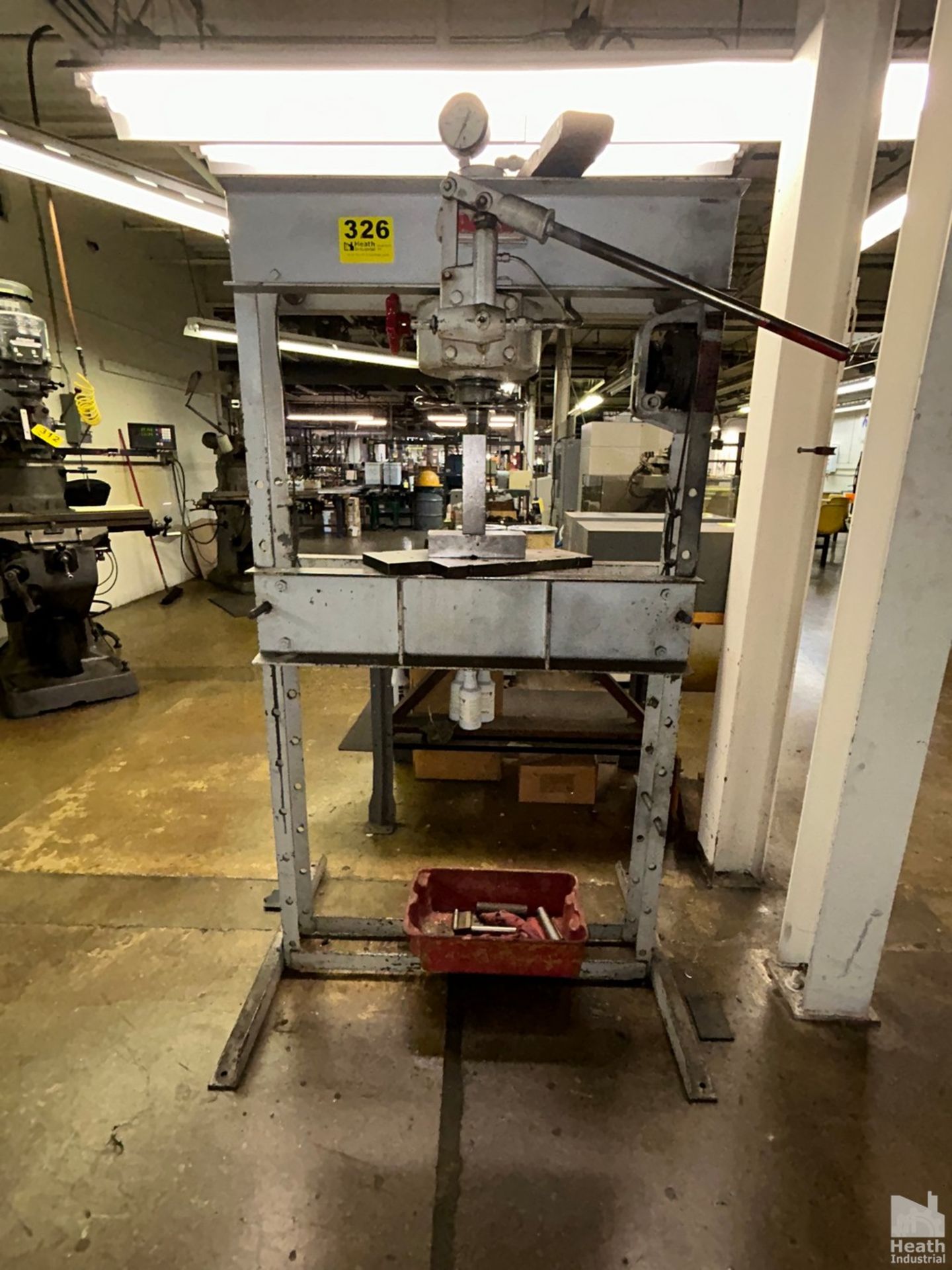 DAKE MODEL 25H H-FRAME HYDRAULIC PRESS, 33" BETWEEN POSTS