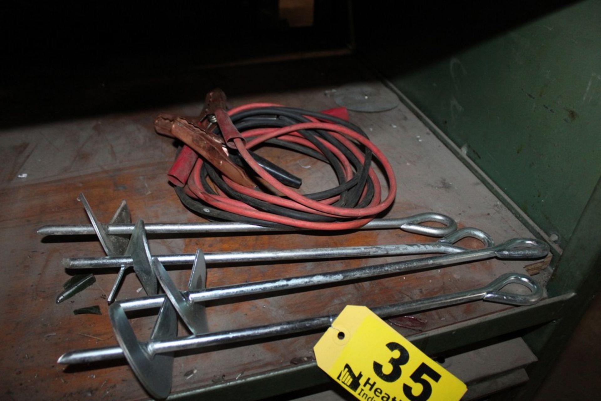 EARTH ANCHORS AND JUMPER CABLES