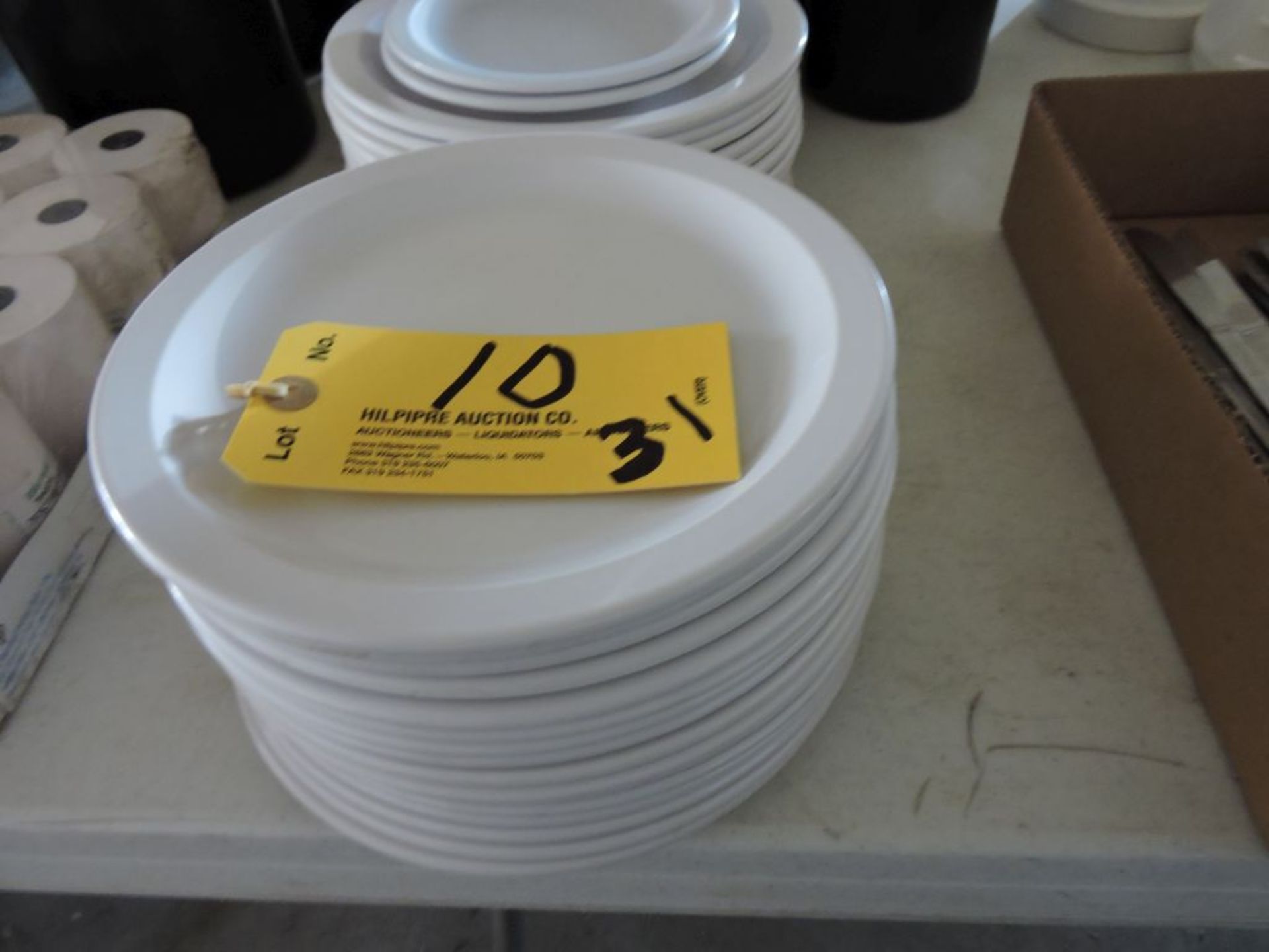 Texasware 9" Melamine dinner plates.