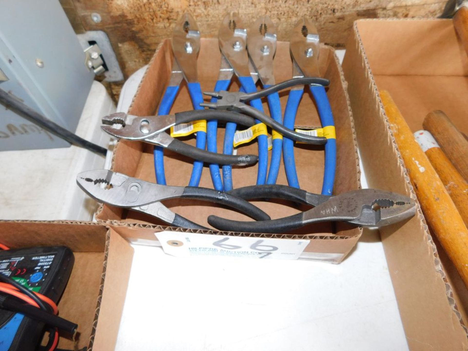 Pliers, (approx. 7). - Image 2 of 2