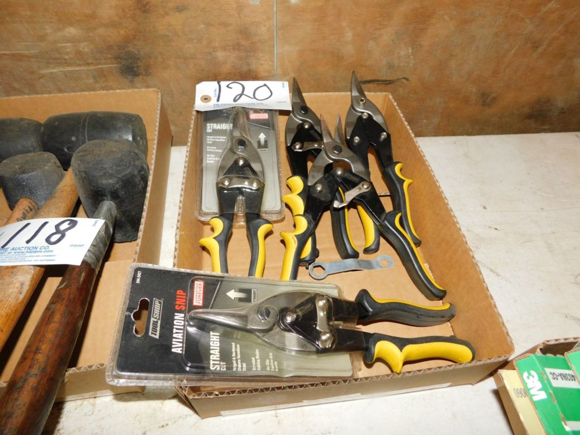 Aviation snips, (approx. 5).