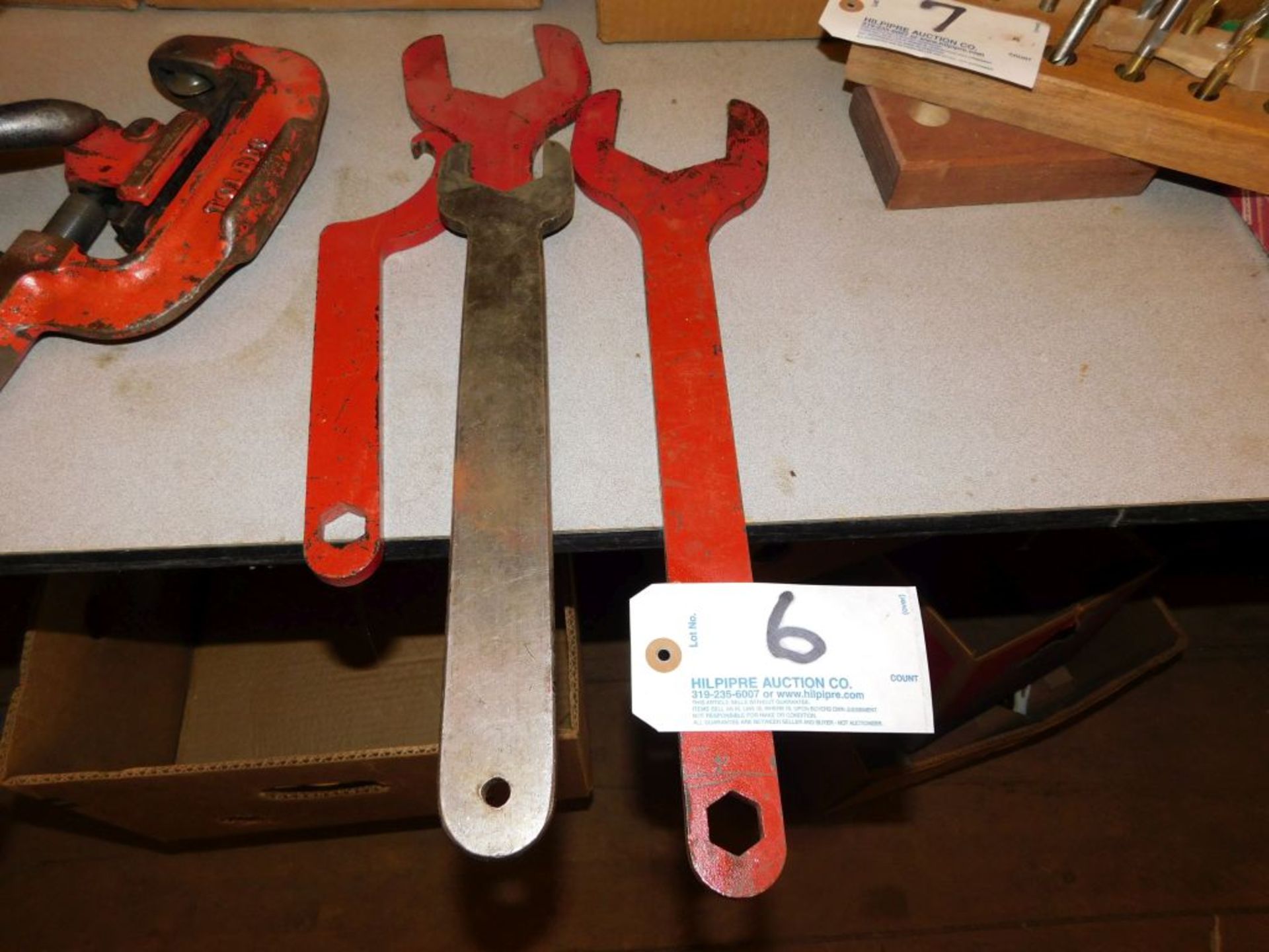 Machine wrenches, up to 2 1/2".