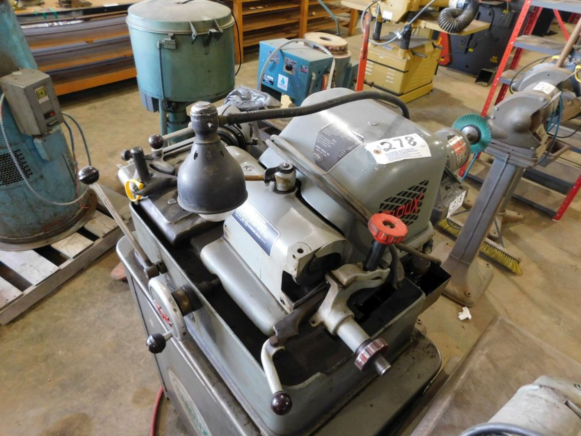Sioux valve face grinding machine, model 645L, sn 62317, 115 volt.