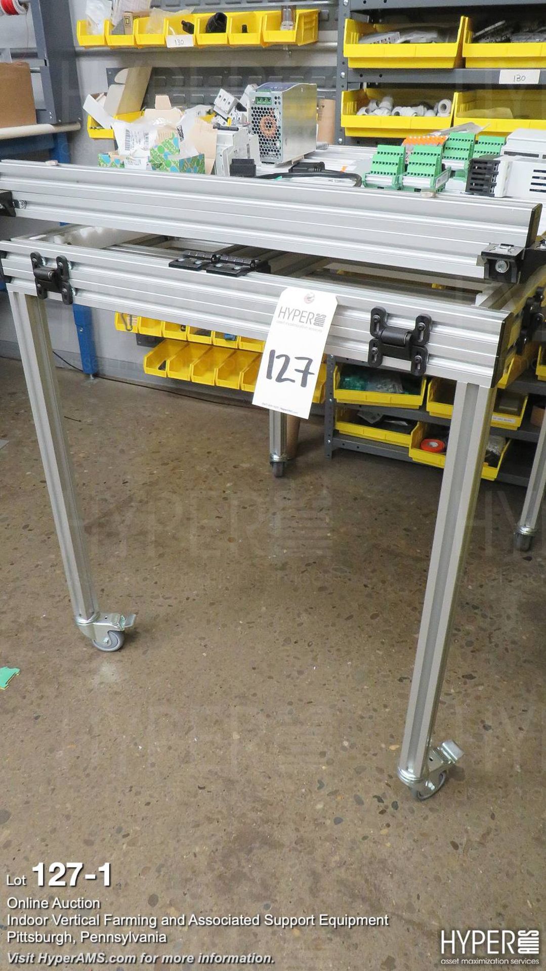 Aluminum rolling cart