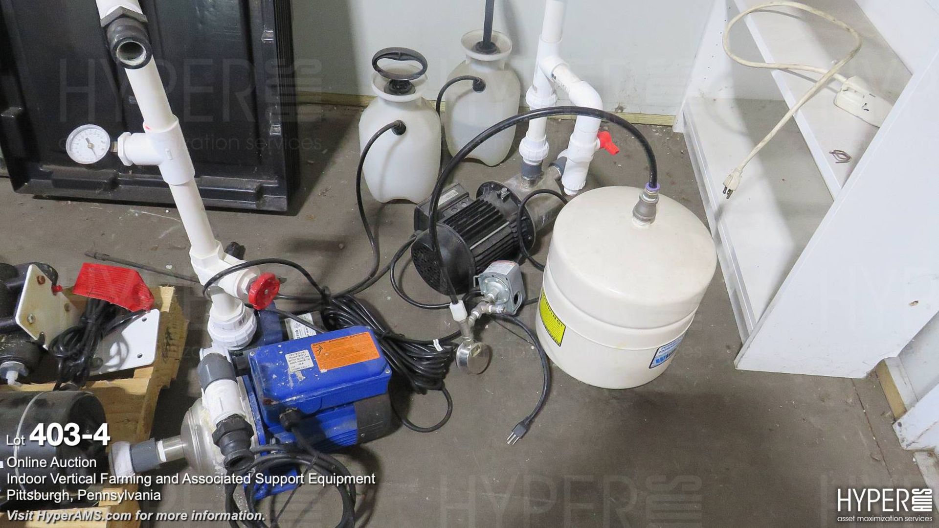 Pumps, filters, sprayers, tank - Image 2 of 4