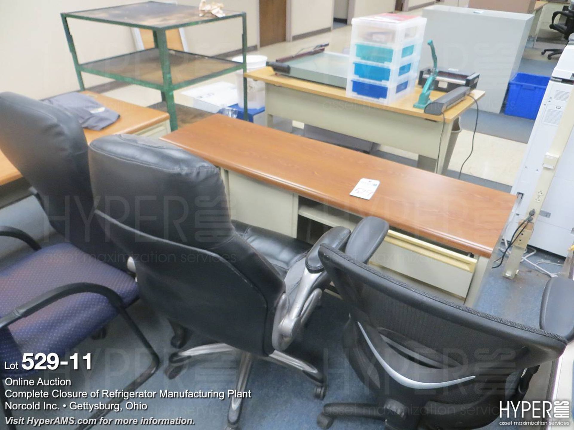 Common office area furniture, large lot - Image 12 of 12