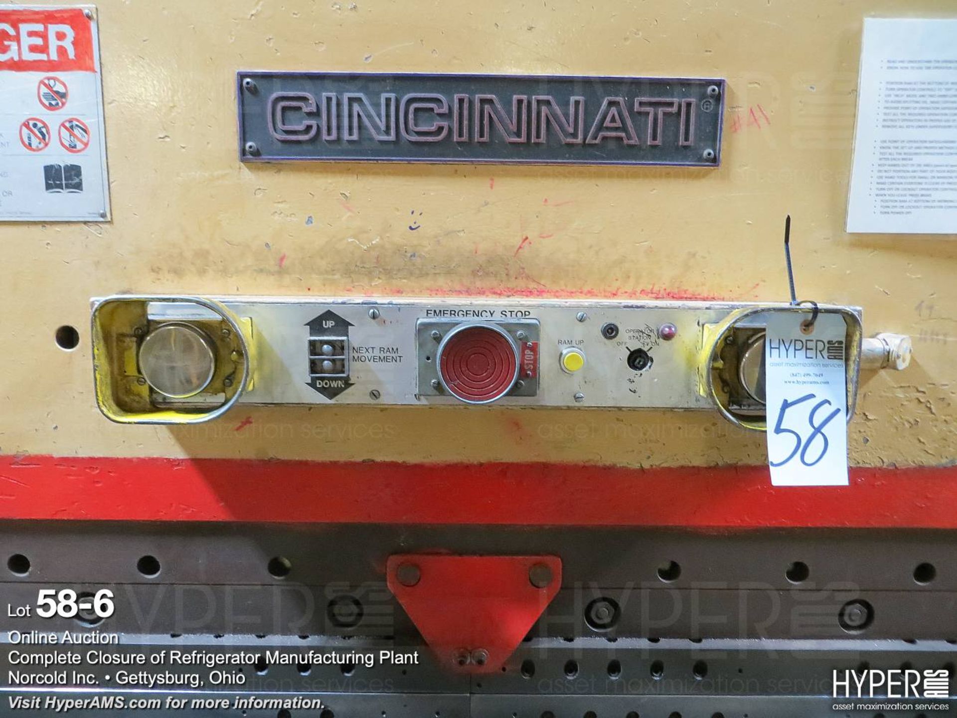 Cincinnati 90 ton hydraulic press brake 90 CB - Image 7 of 10
