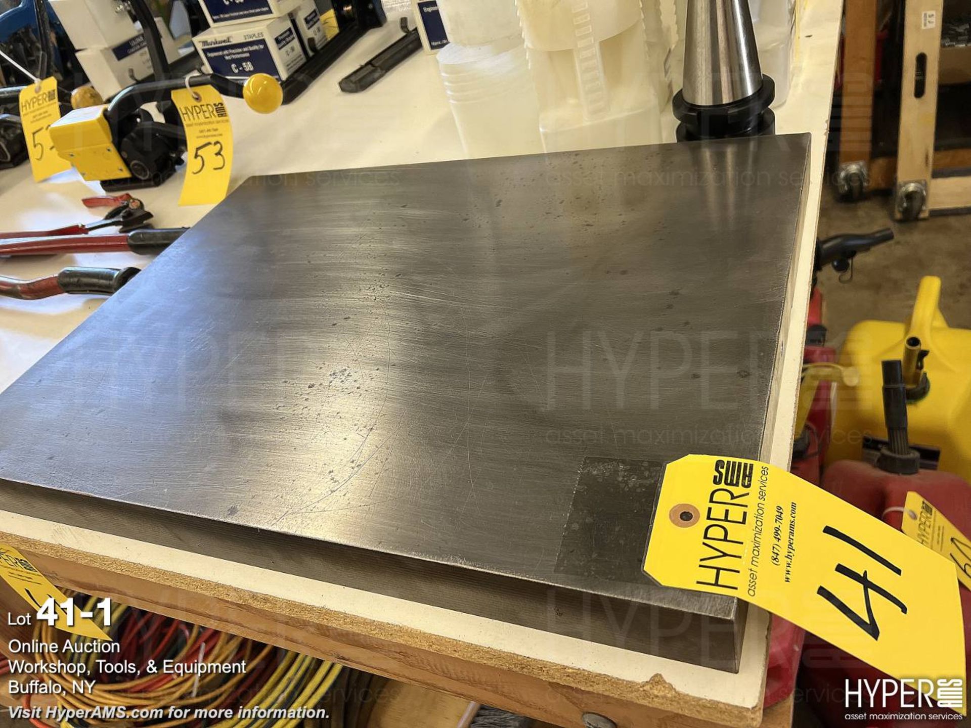 Steel surface plate