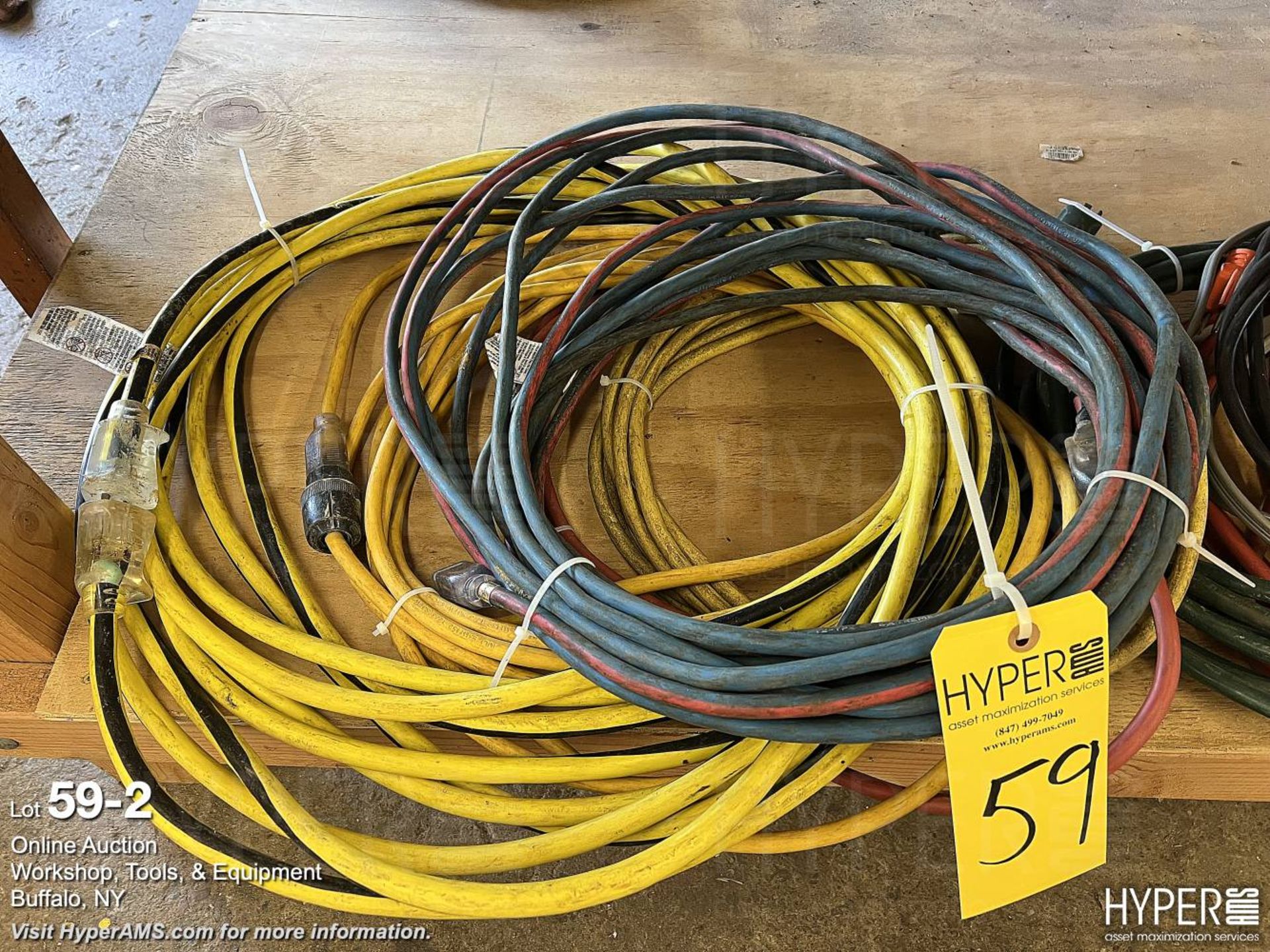 Lot of extension cords and air hose - Image 2 of 4