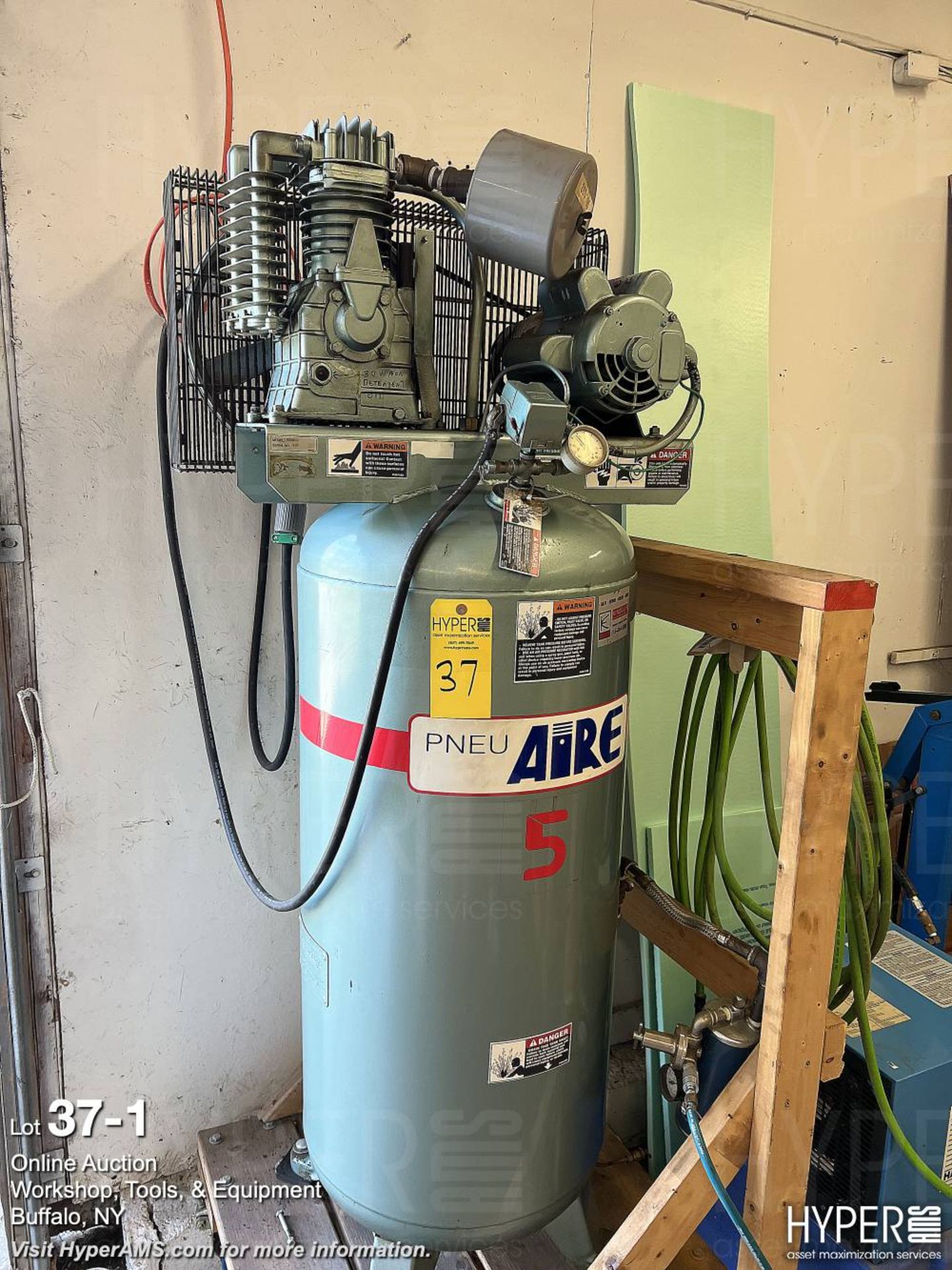 Pneu Aire air compressor