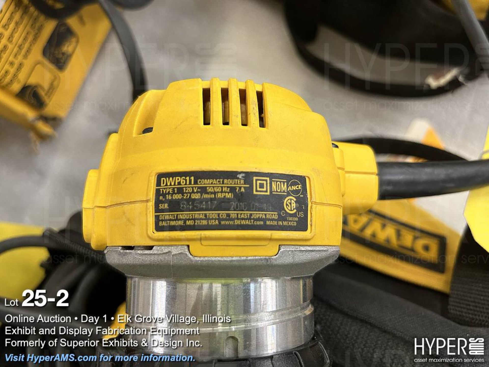 DeWalt DWP611 compact router - Image 2 of 2