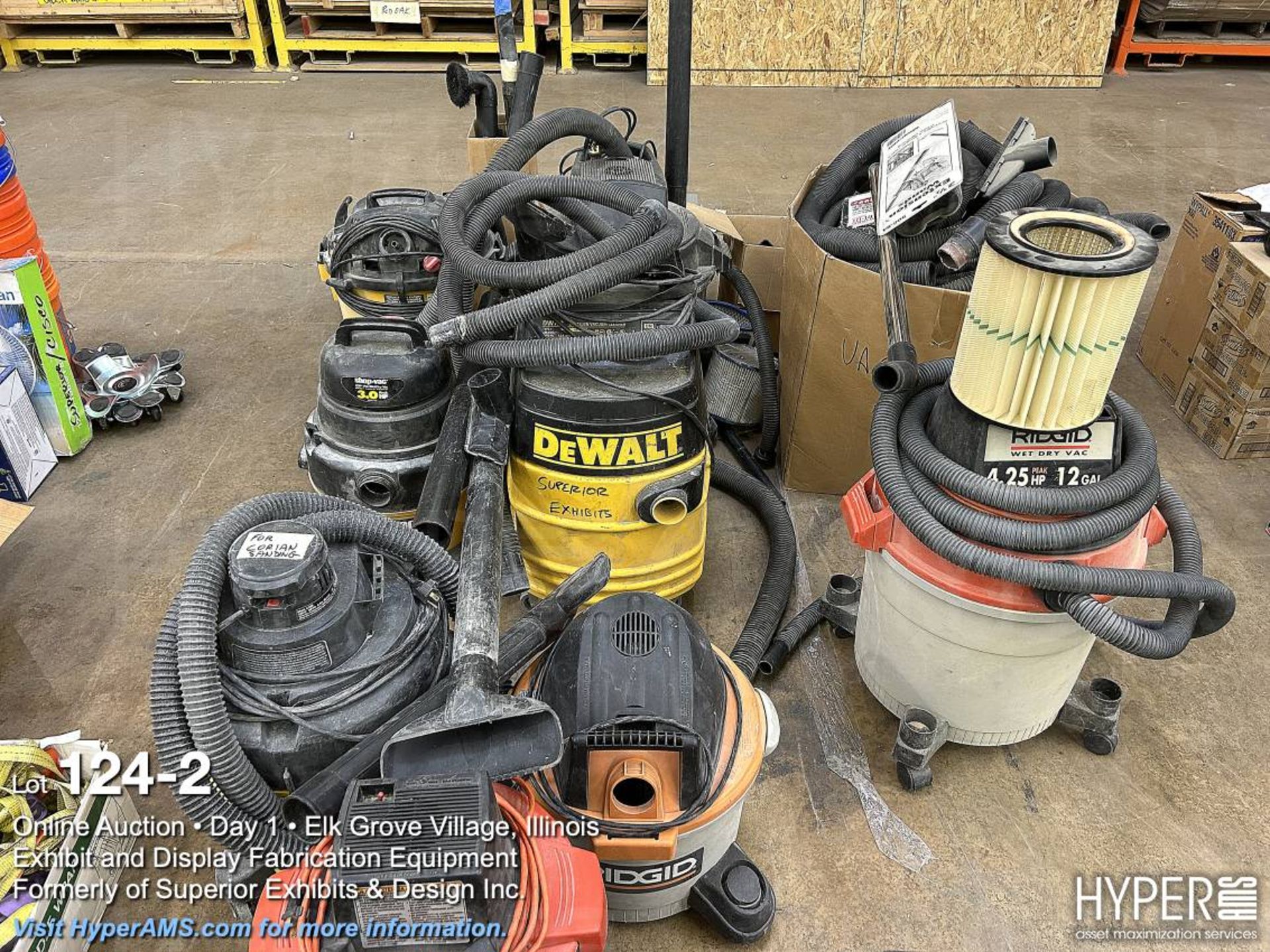 (10) Shop vac. with hoses and attachments - Image 2 of 4