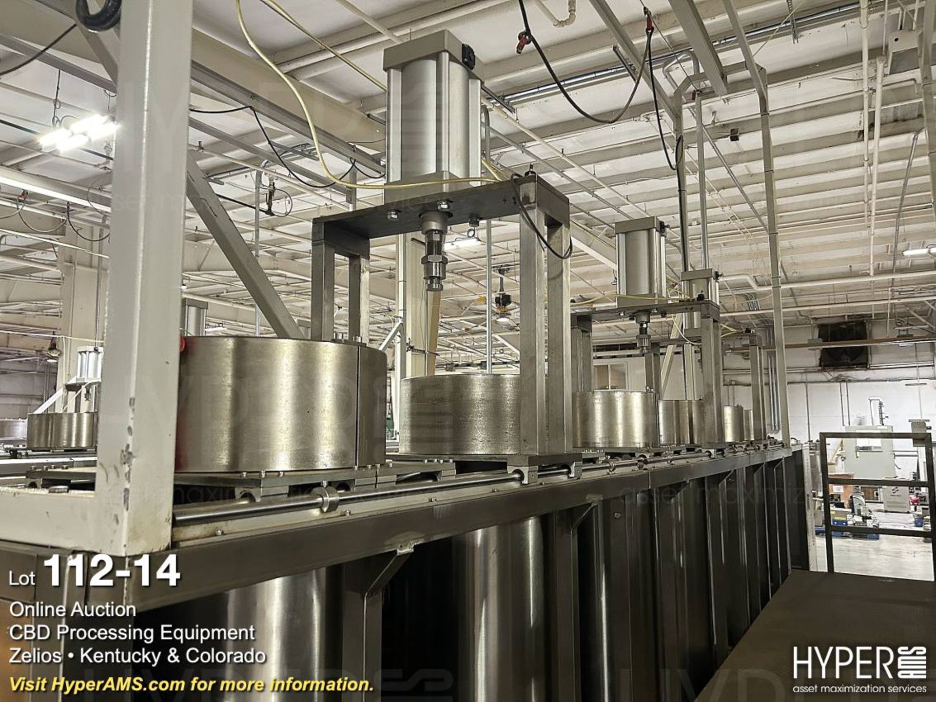 Super Critical 300-Liter C02 Extraction System - Image 14 of 25