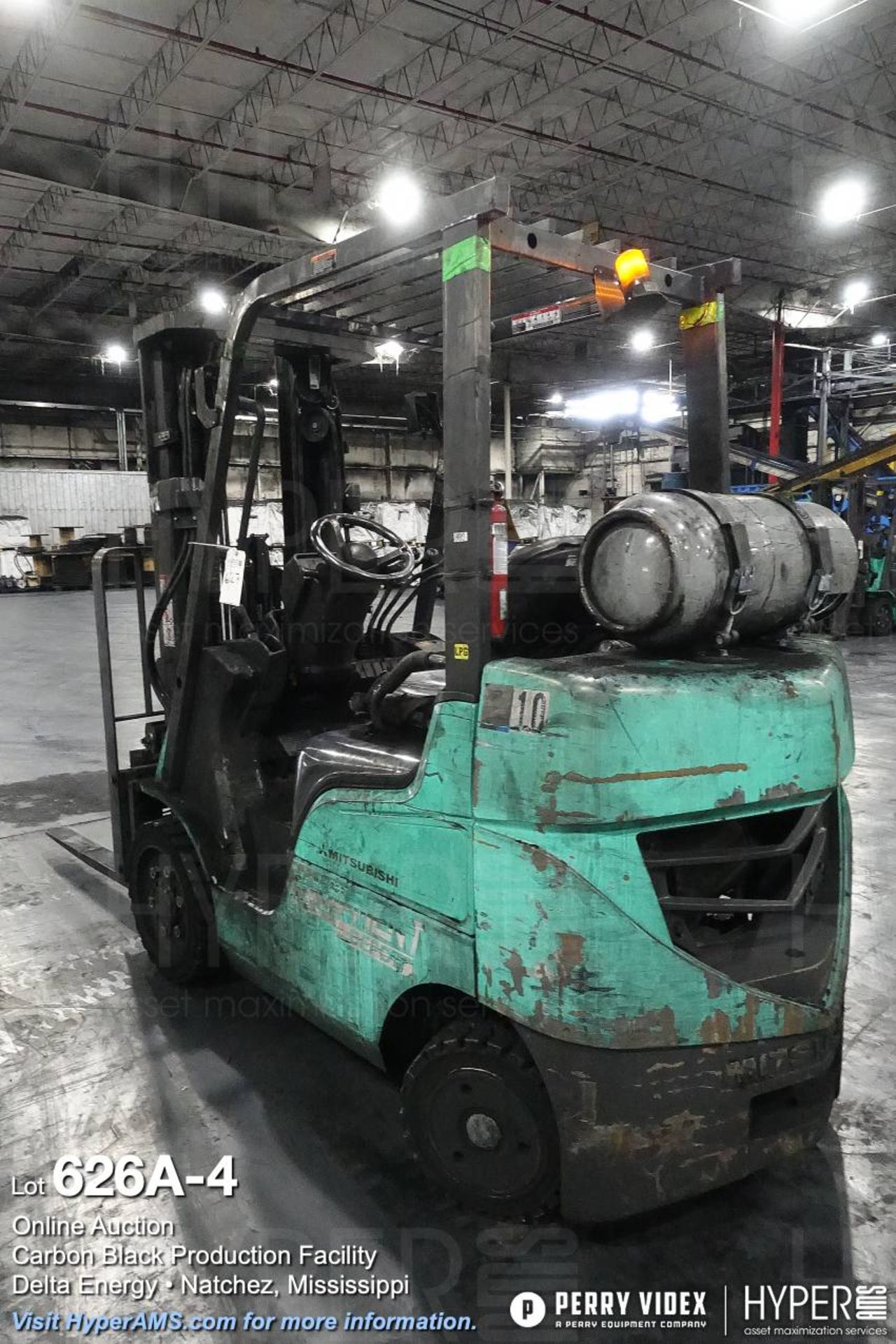 Mitsubishi 5000# LP forklift FGC254N - Image 4 of 7