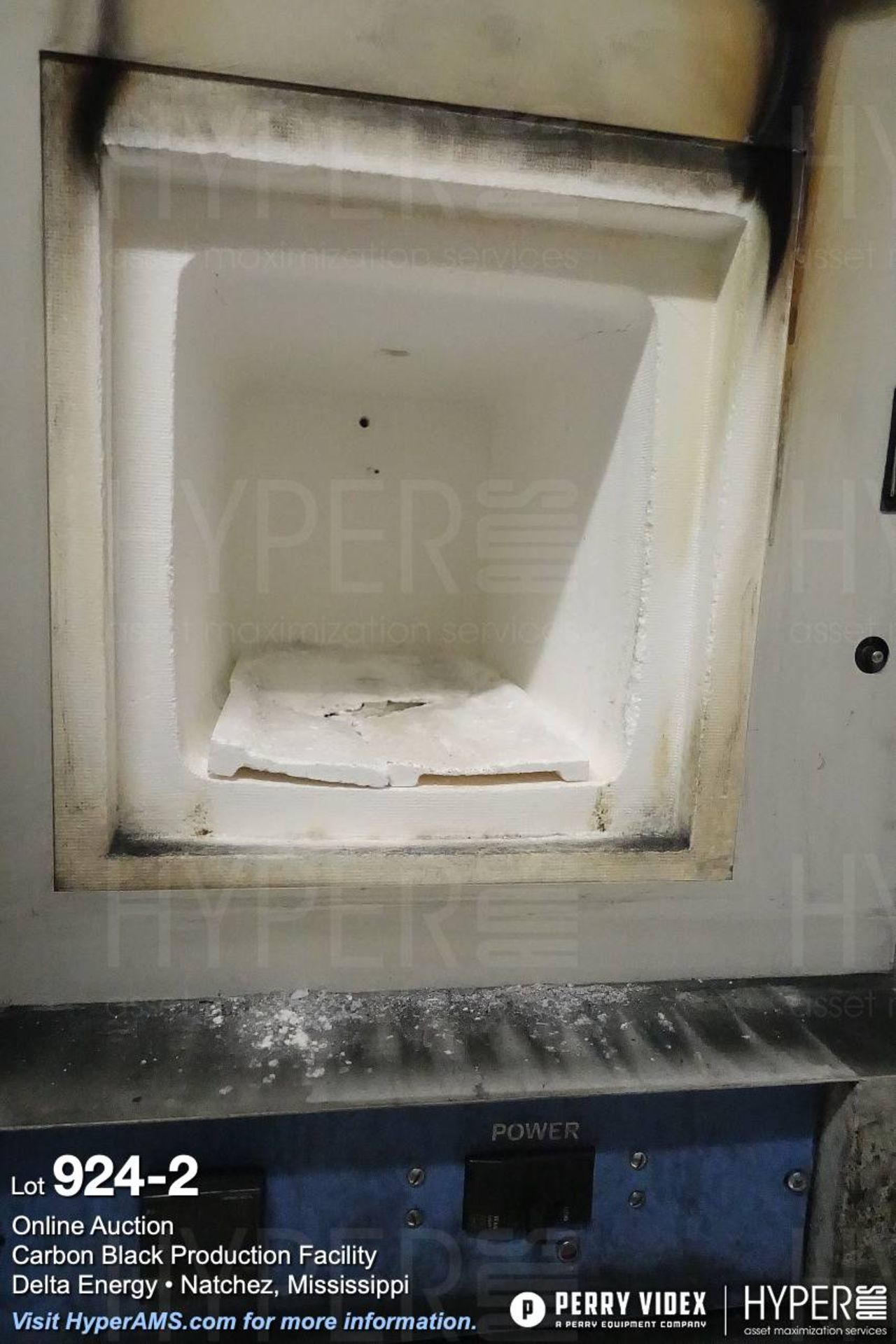Thermo Scientific benchtop box furnace - Image 2 of 3