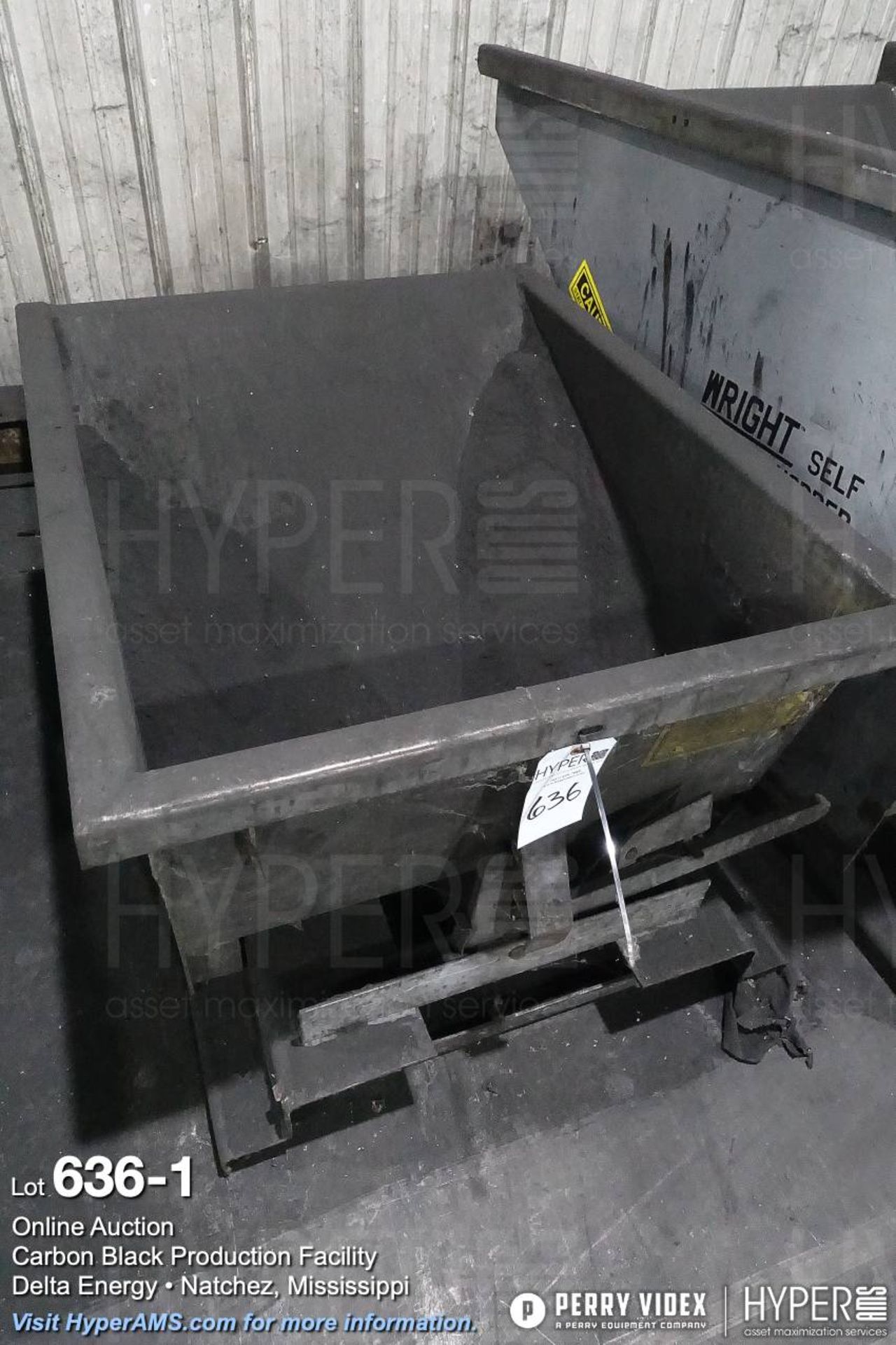 Wright Self Dumping Hopper