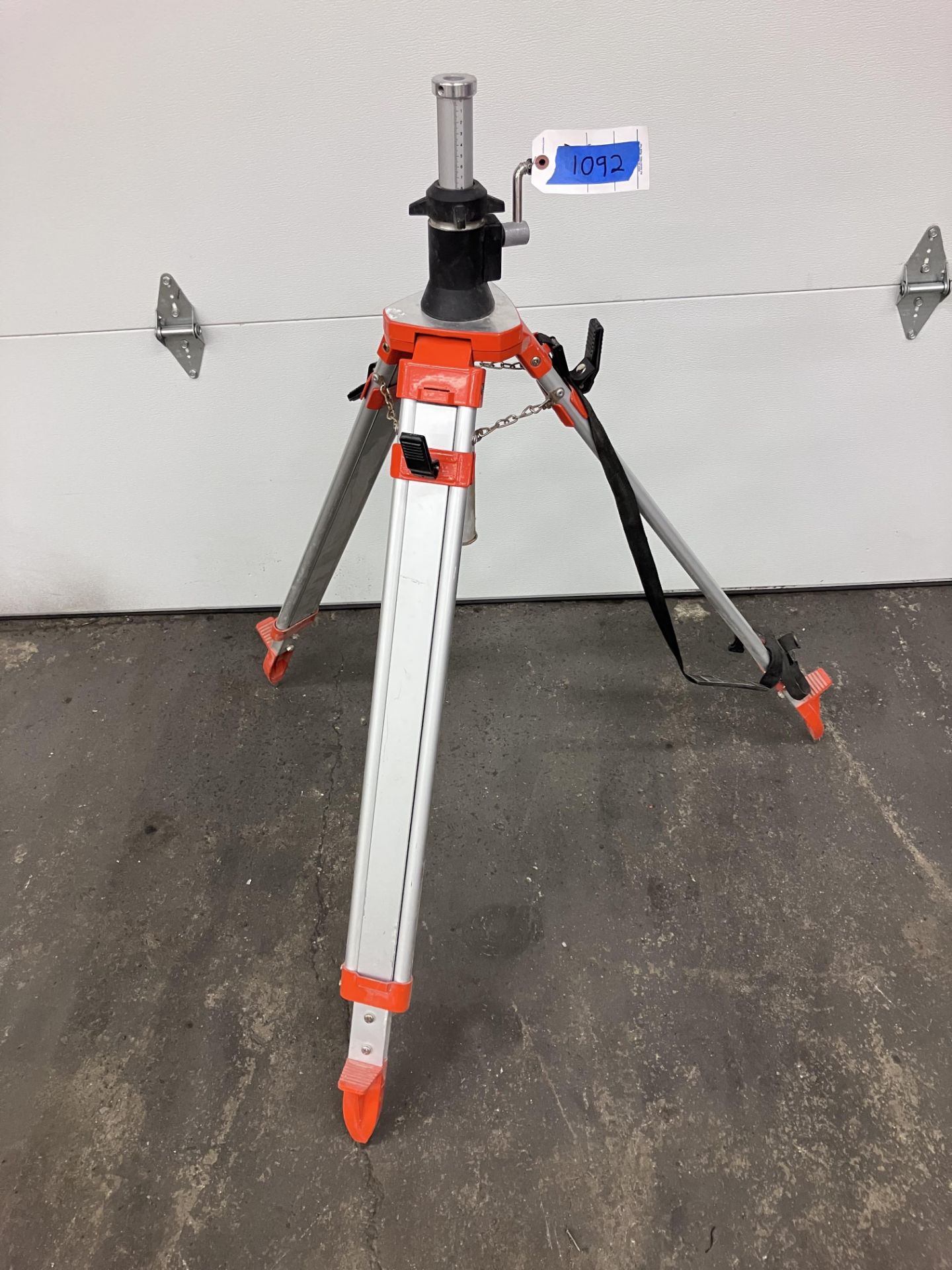 Surveyor’s or Contractor’s Tripod with Elevating Mount