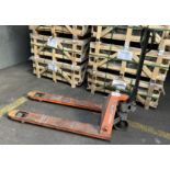 5,500LB Doosan Pallet Truck