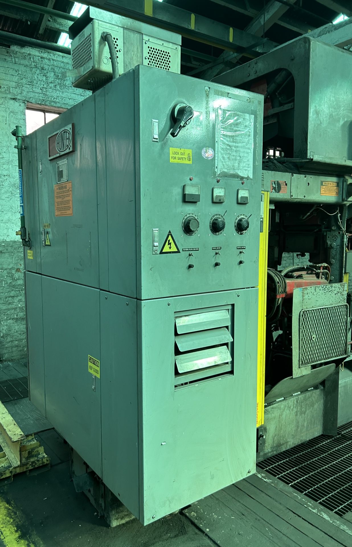 Hunter Mod. HMP-10H 14 x 19 OPP Automatic Molding Machine - S/N 2000MPH1189 (New 2000) - Image 2 of 9