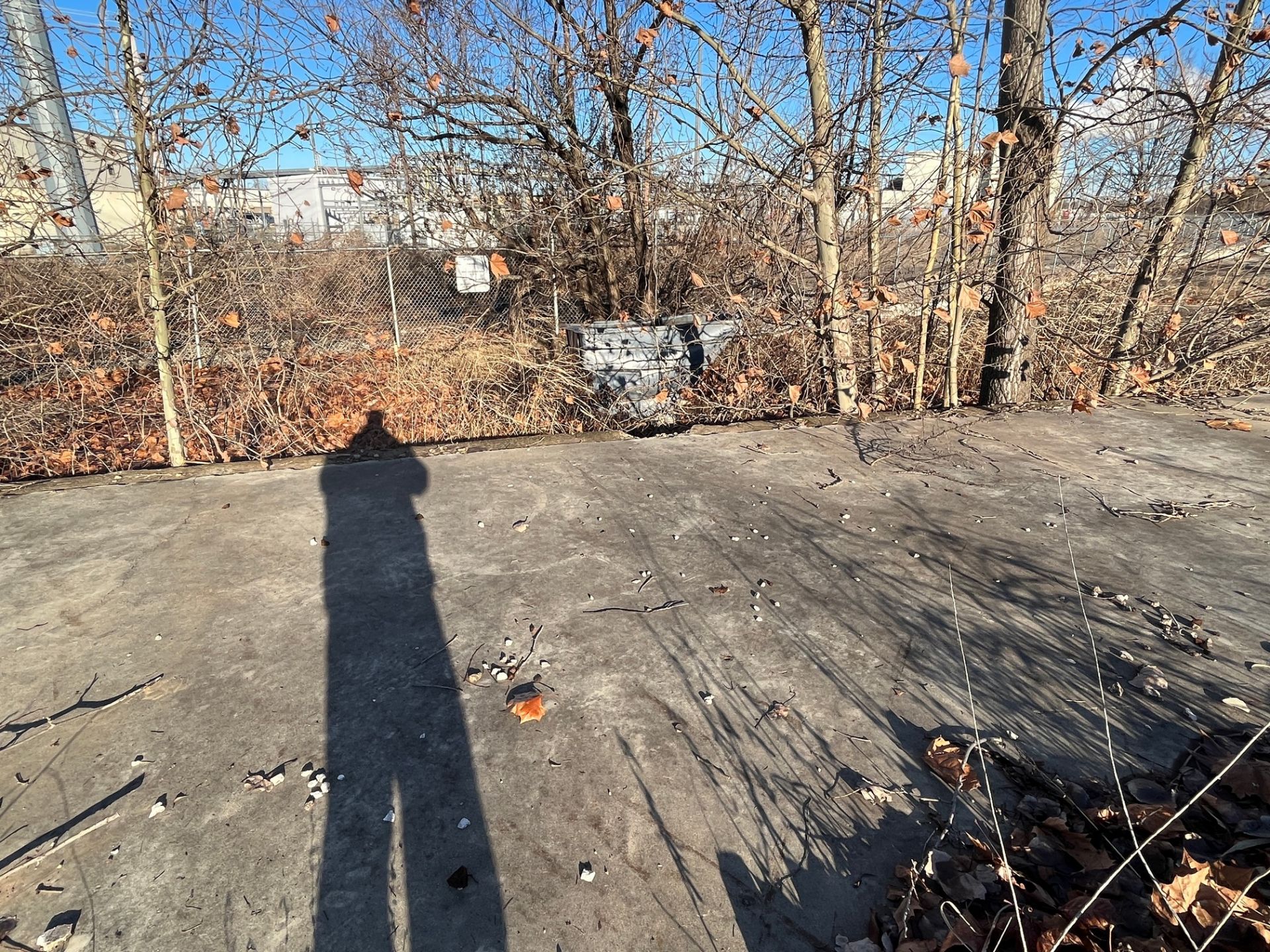 LOT ALL REMAINING METAL ON CEMENT PLATFORM INCLUDING RACKING, SCAFFOLDING, FRAMES, ENCLOSURES, - Image 13 of 29