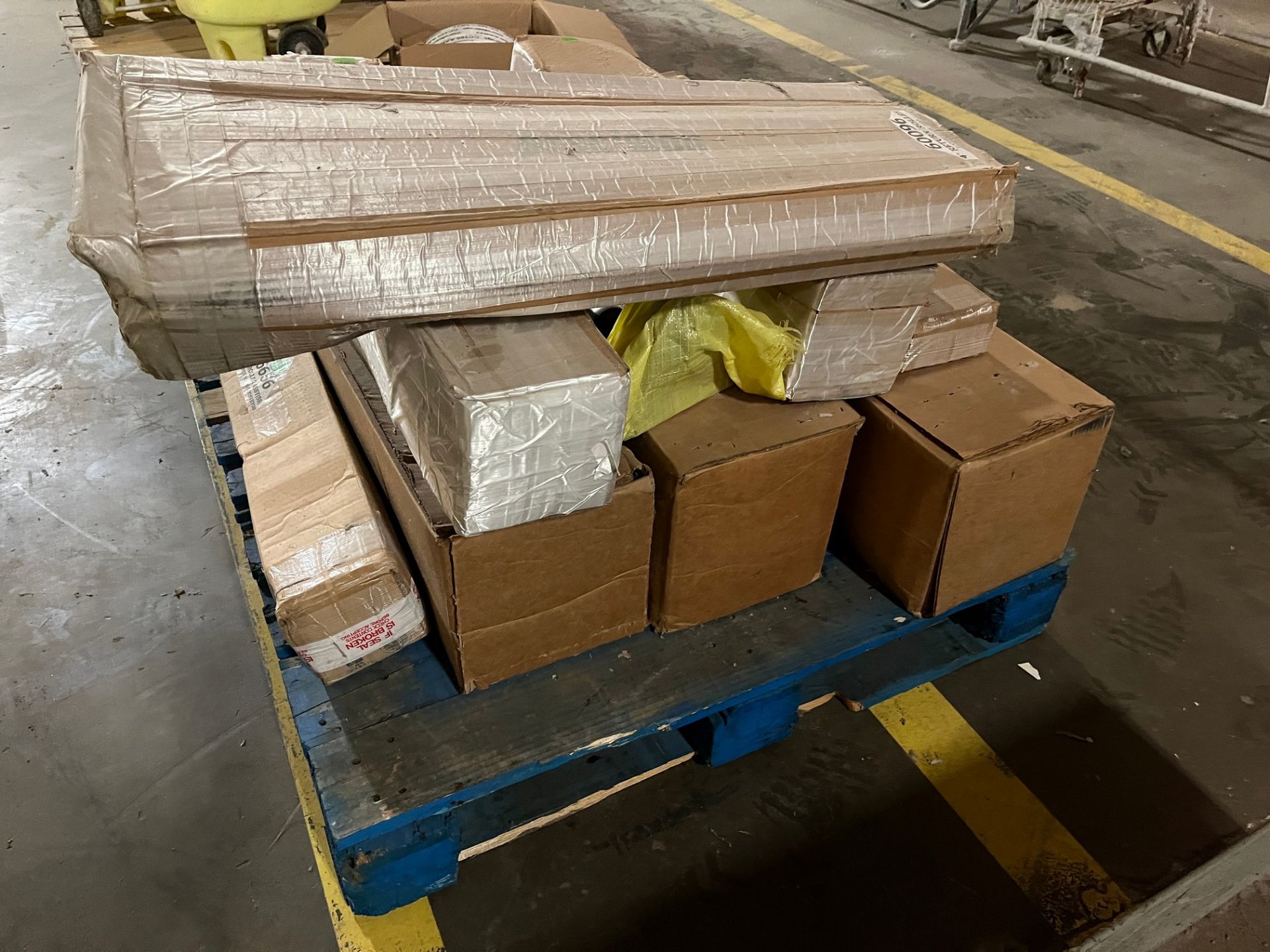 PALLET OF PRECISION ROLLERS (4" RETURN ROLLER, 6" O/D PULLEY, 2" ROLLER ASSEMBLIES CONVEYORS, 2-1/8" - Image 4 of 4
