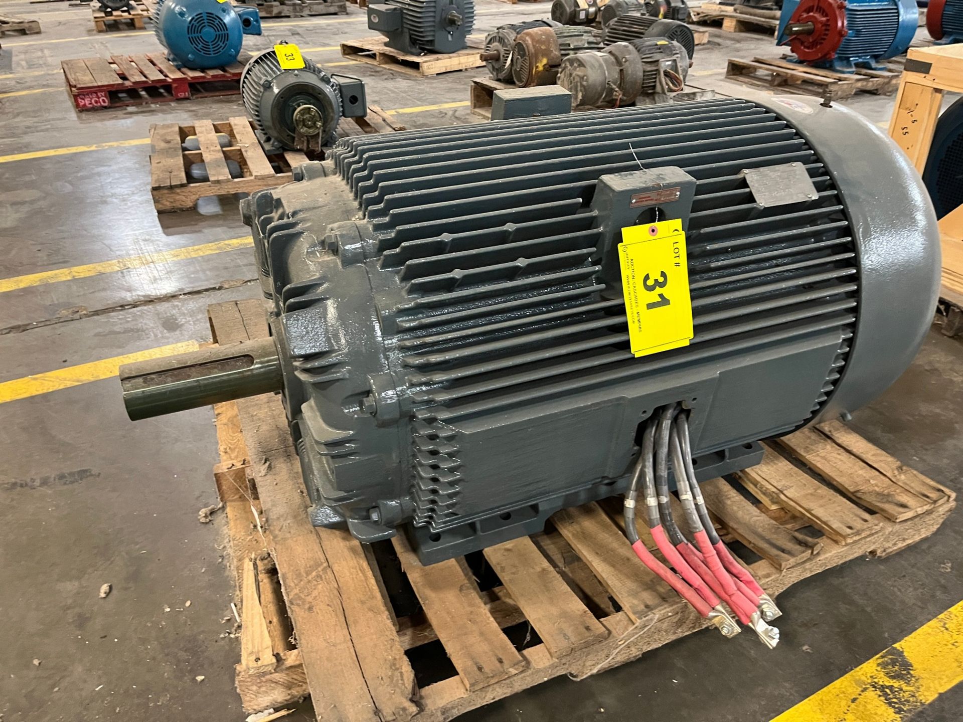 GE 300HP MOTOR, 1,780 RPM, 460V, 449T FRAME (PAPER MACHINE BUILDING WAREHOUSE, ROW B14)