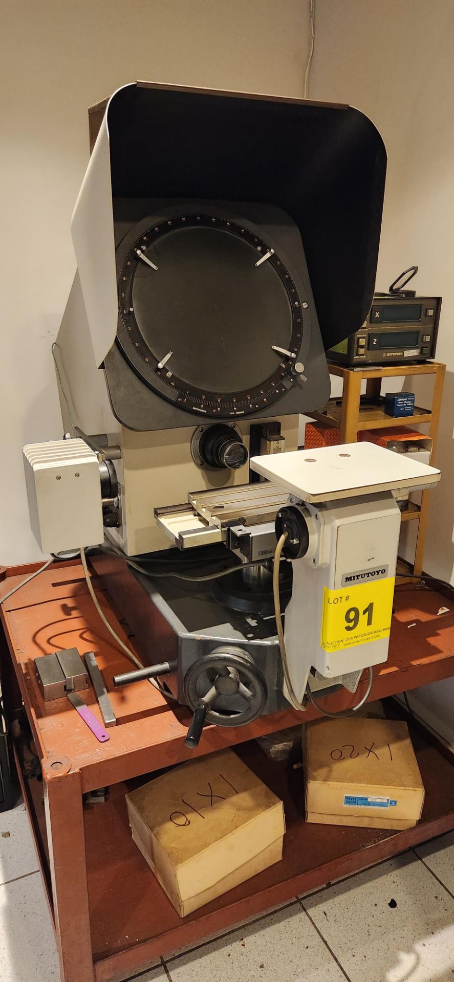 MITUTOYO PH-350 OPTICAL COMPARATOR, 2-AXIS DRO, S/N 10451 (RIGGING FEE $150) - Image 4 of 11