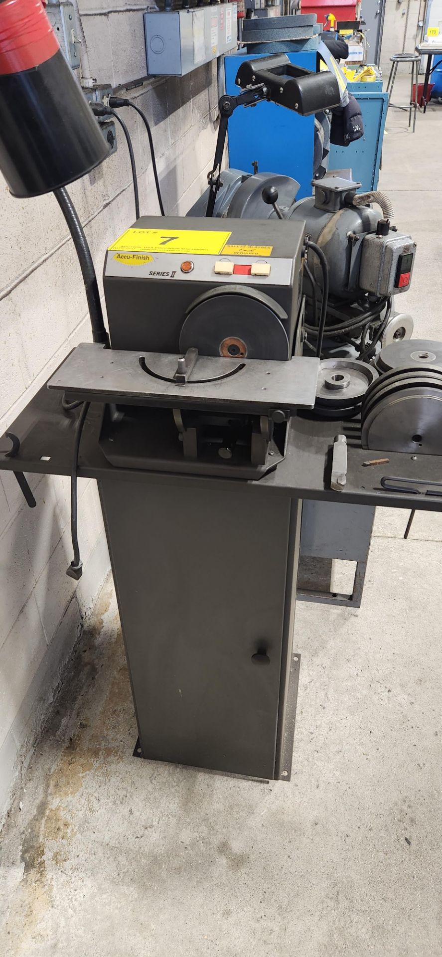 ACCU-FINISH SERIES II TOOL CUTTER GRINDER, S/N AB29611 (RIGGING FEE $50) - Image 2 of 6