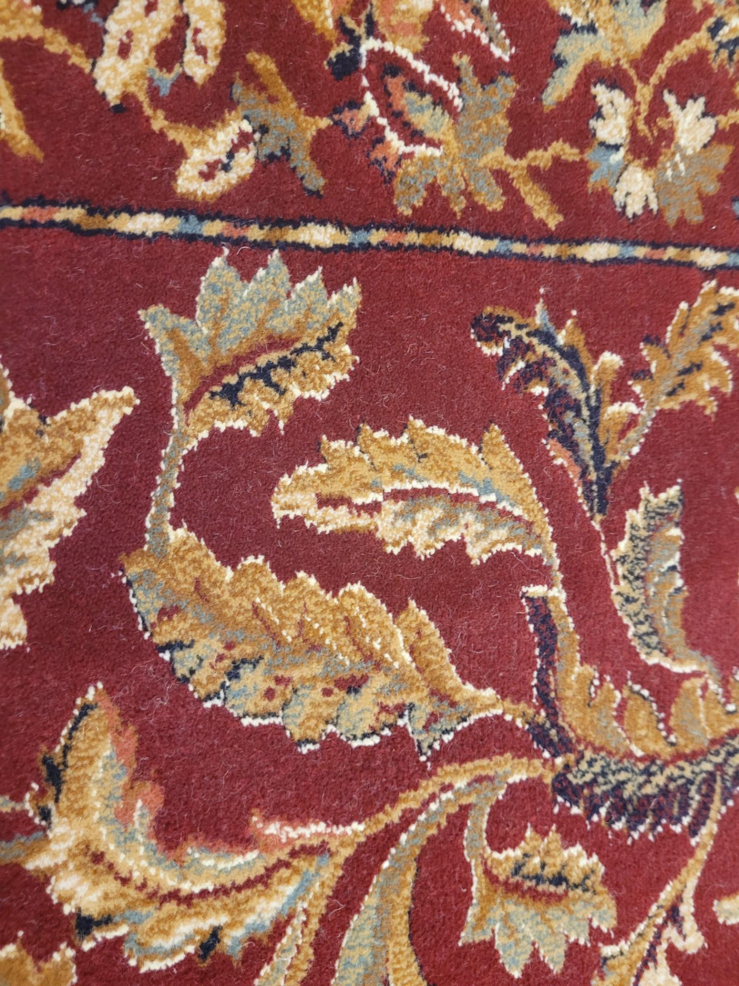 APPROX 70CM X 76CM VERSAILLES WOOL RUG - MSRP $118.00 EA. - INVENTORY CODE: 8017 - Image 2 of 3