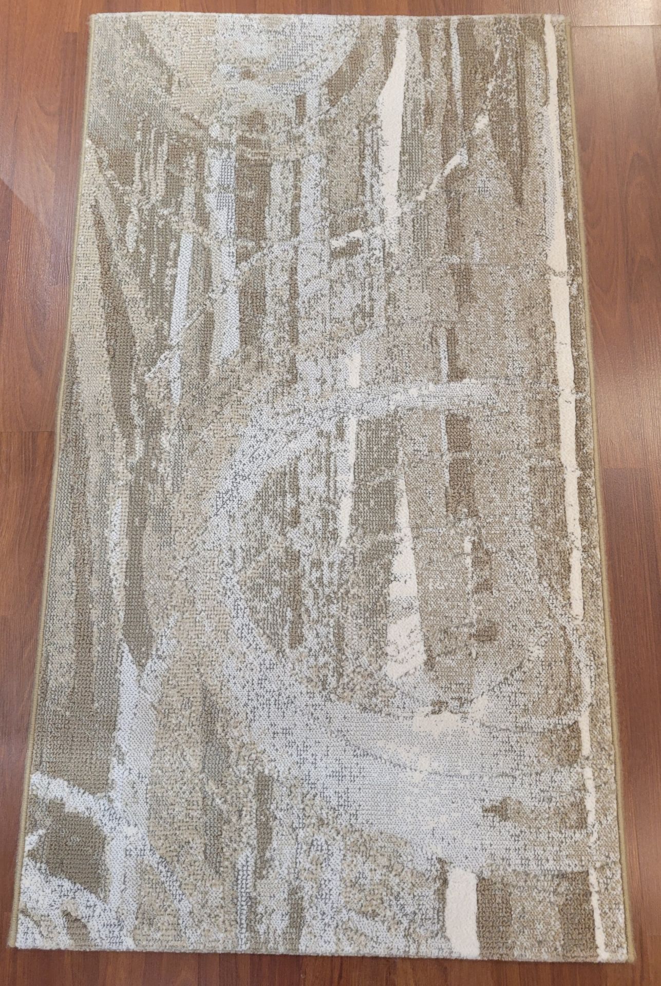 2'5" X 4'5" NAXOS MADE IN BELGIUM - MSRP $267.00 EA. (LOCATED IN WALL-TO-WALL) INVENTORY CODE: 12-37