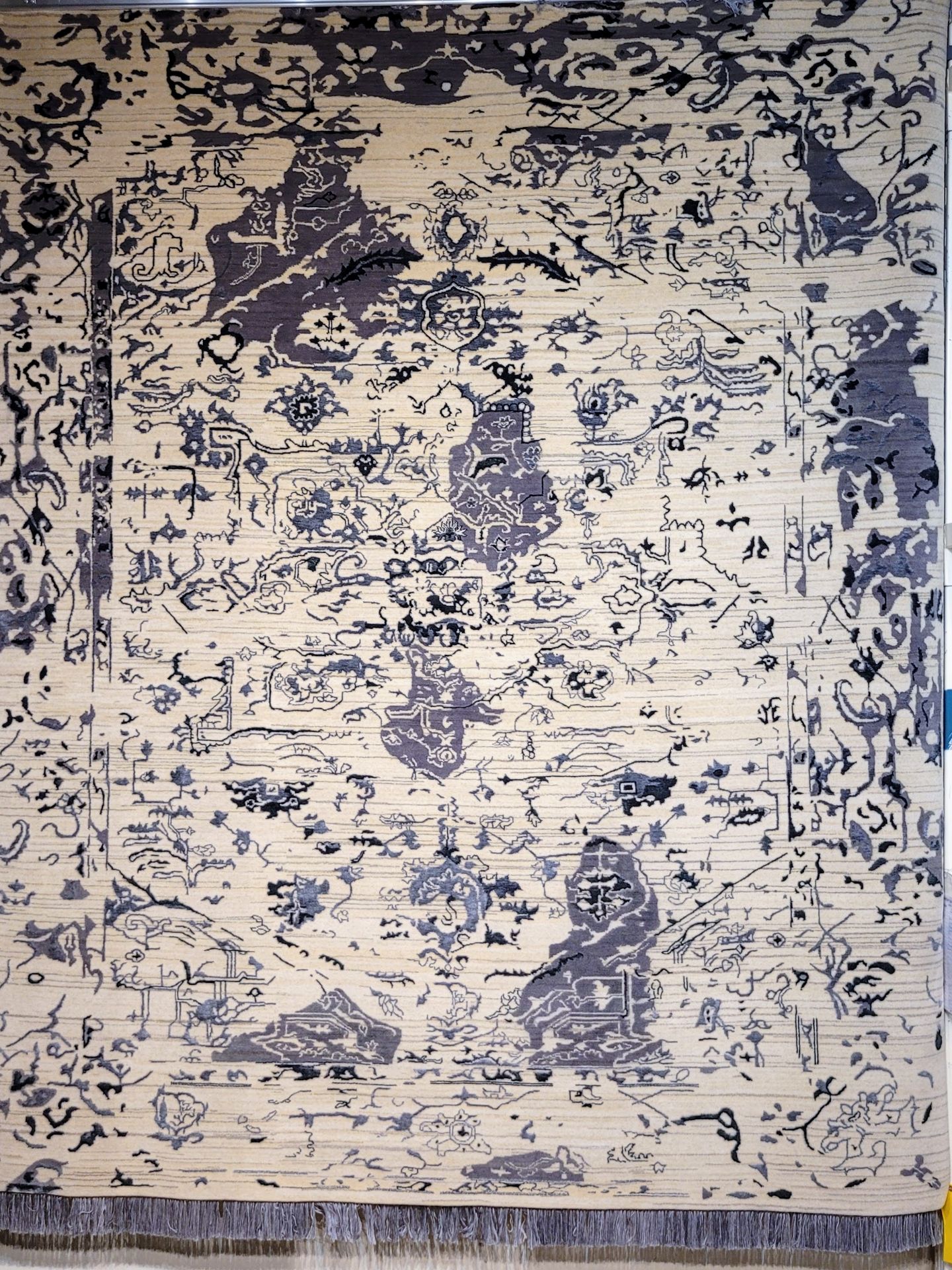 APPROX 8.1' x 9.8' - BEIGE/GRAY - WOOL HAND KNOTTED IN INDIA - MSRP $9,282.00 (LOCATED IN GALLERY