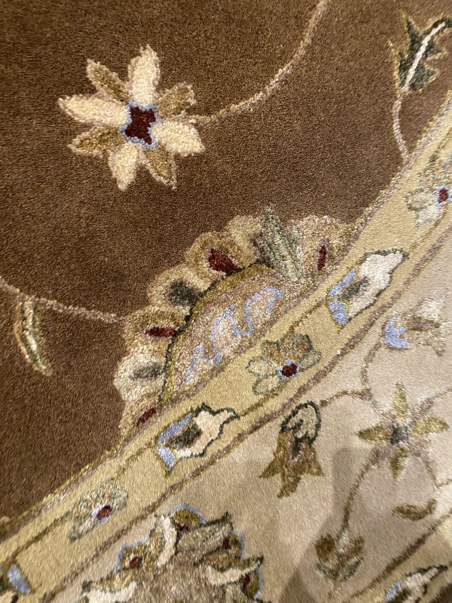 8' ROUND WOOL/A.SILK HAND MADE IN INDIA, MSRP $1,995, INVENTORY CODE PROVENCE IAD8308 BN/BG - Image 2 of 6